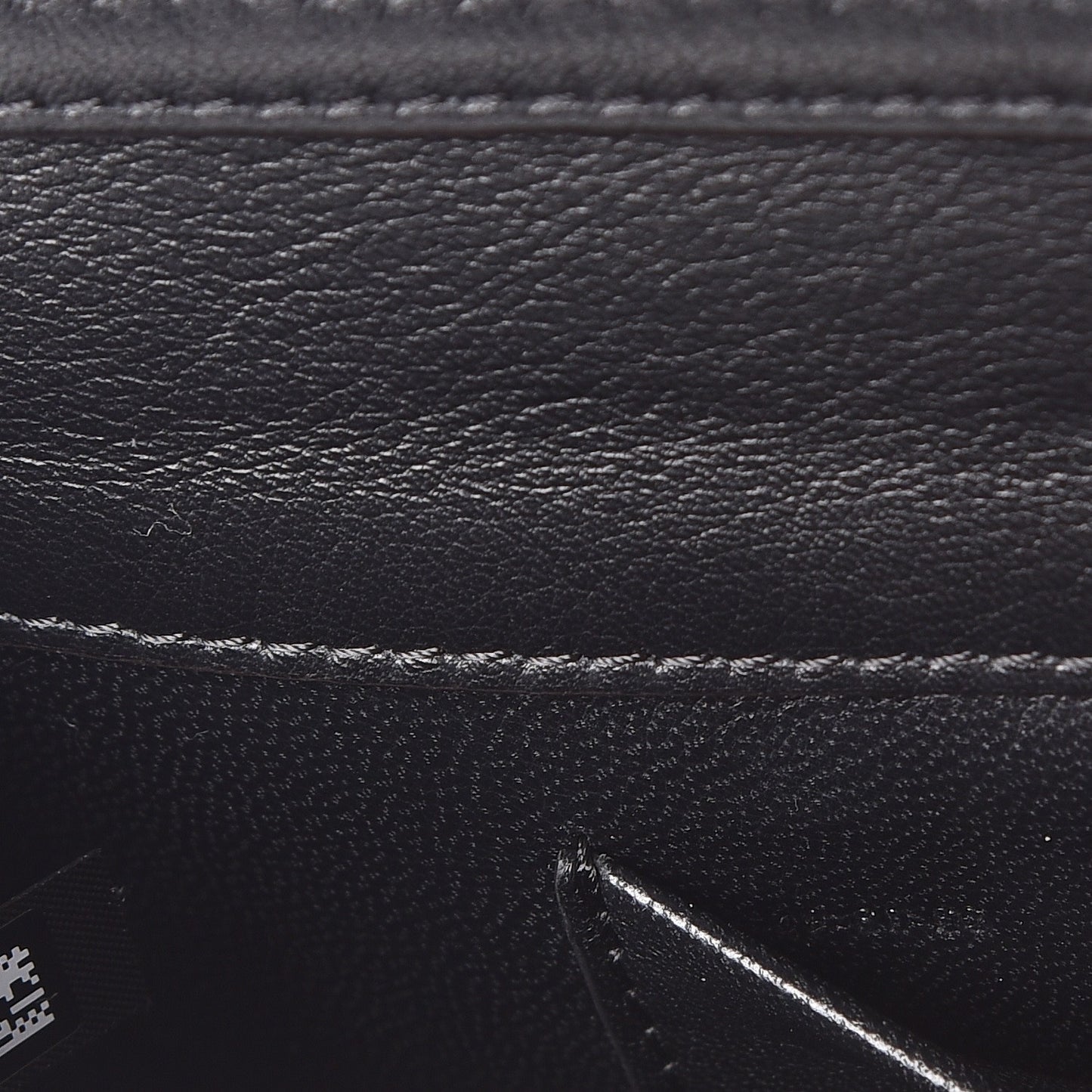 Calfskin Small Nile Bracelet Minaudiere Bag Black