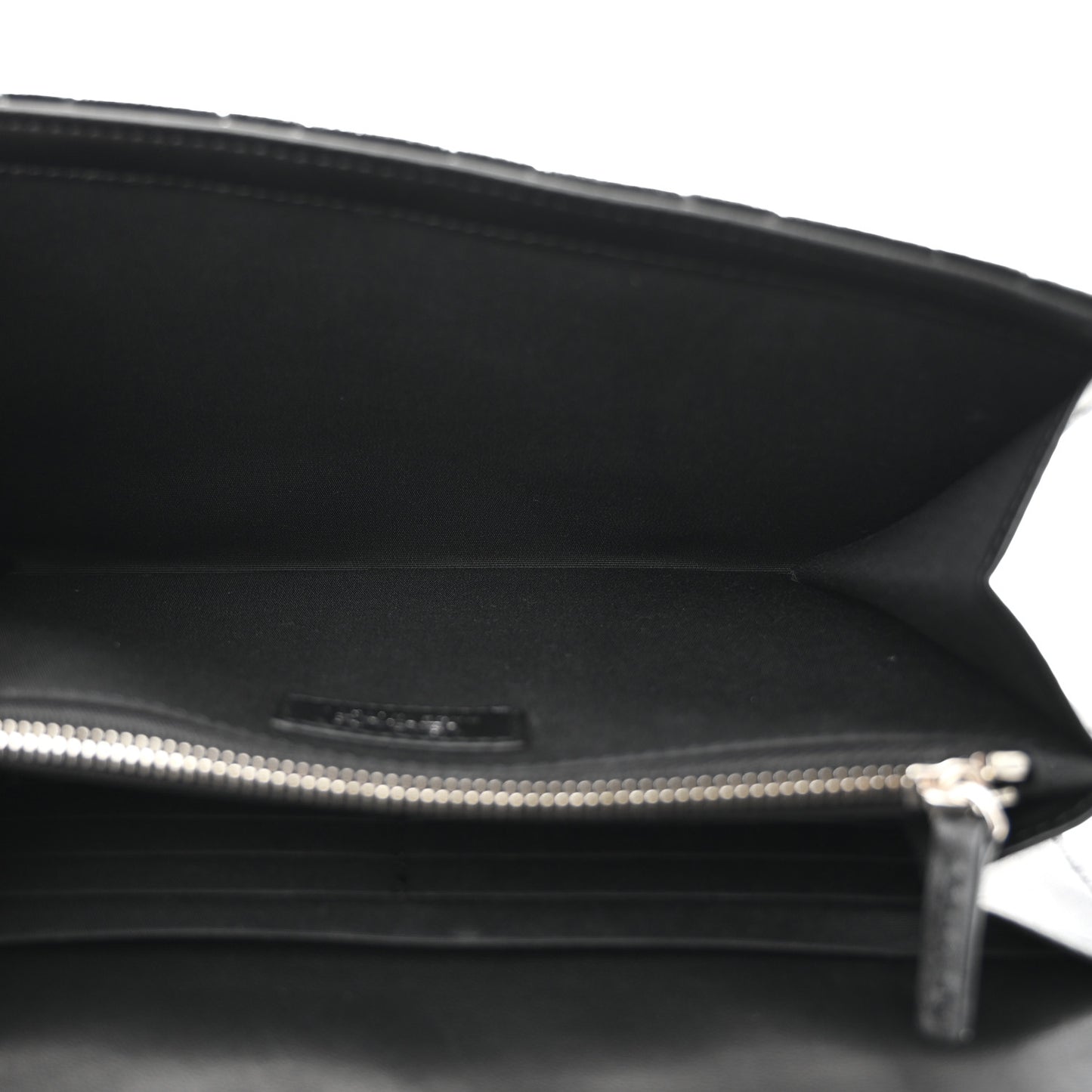 Velvet Quilted Medusa Wallet On Chain Black