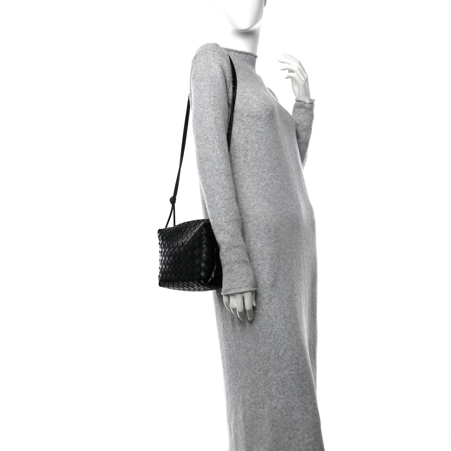 Bottega Veneta Nappa Intrecciato Medium Loop Camera Bag Black 2 of 9