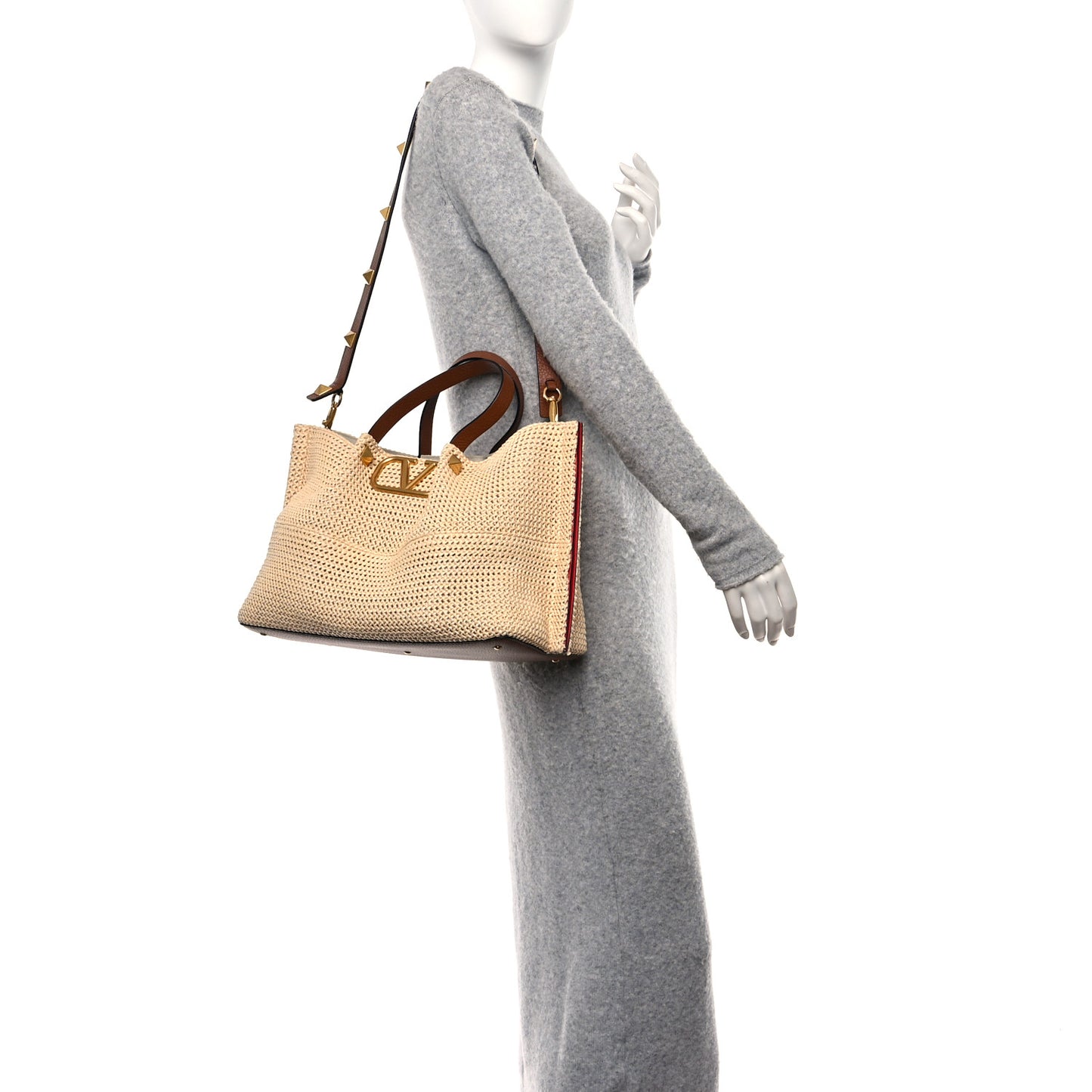 Raffia Grained Calfskin Medium Rockstud Vlogo Tote Naturale