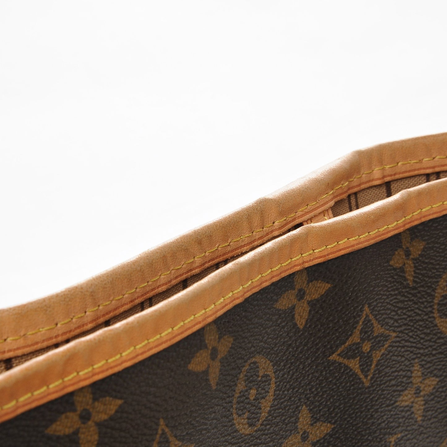 Monogram Delightful MM