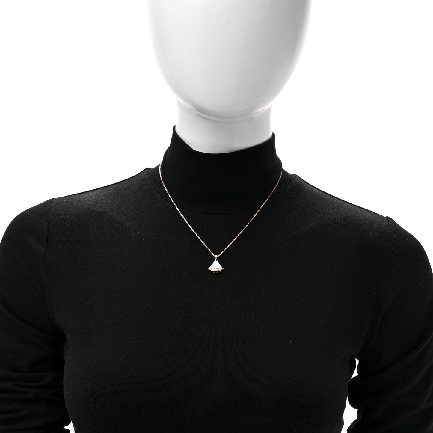 18K Rose Gold Diamond Mother of Pearl Divas' Dream Pave Pendant Necklace