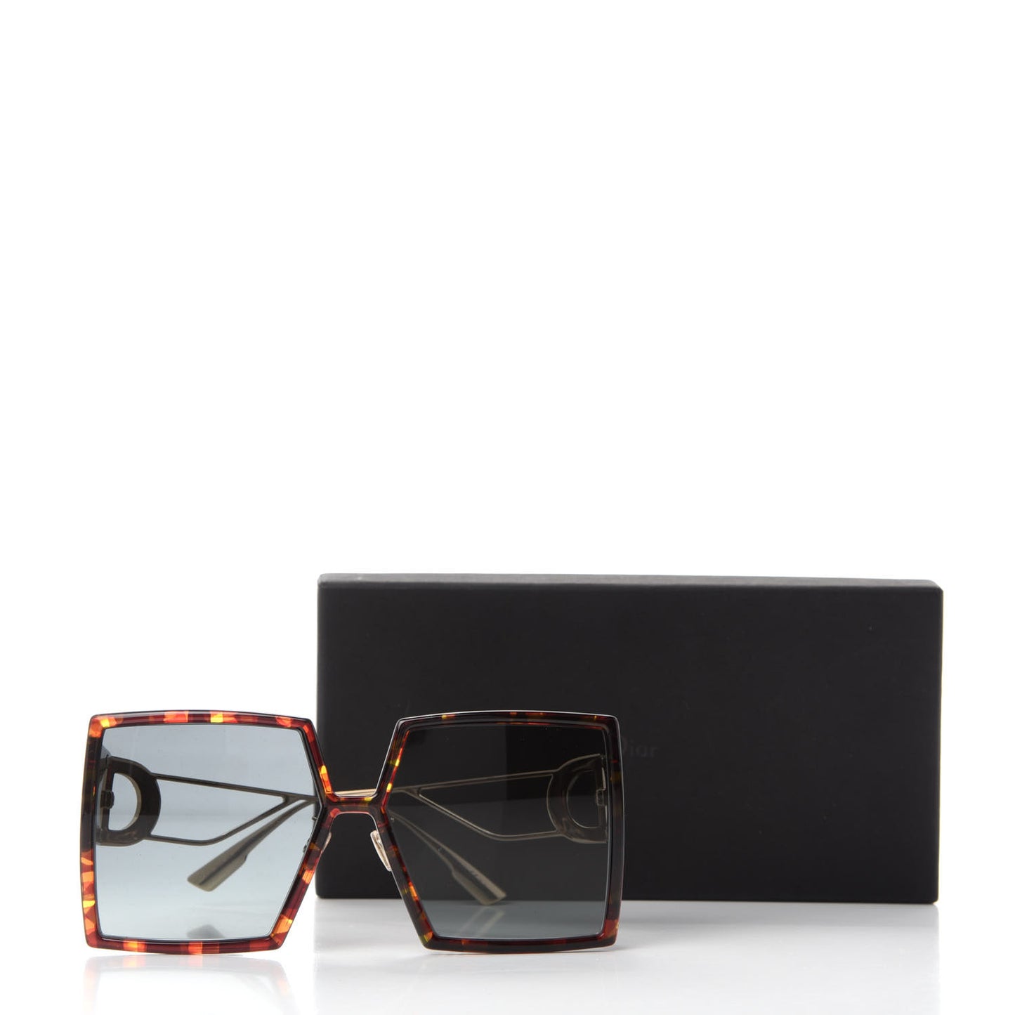 Square 30 Montaigne Sunglasses Tortoise