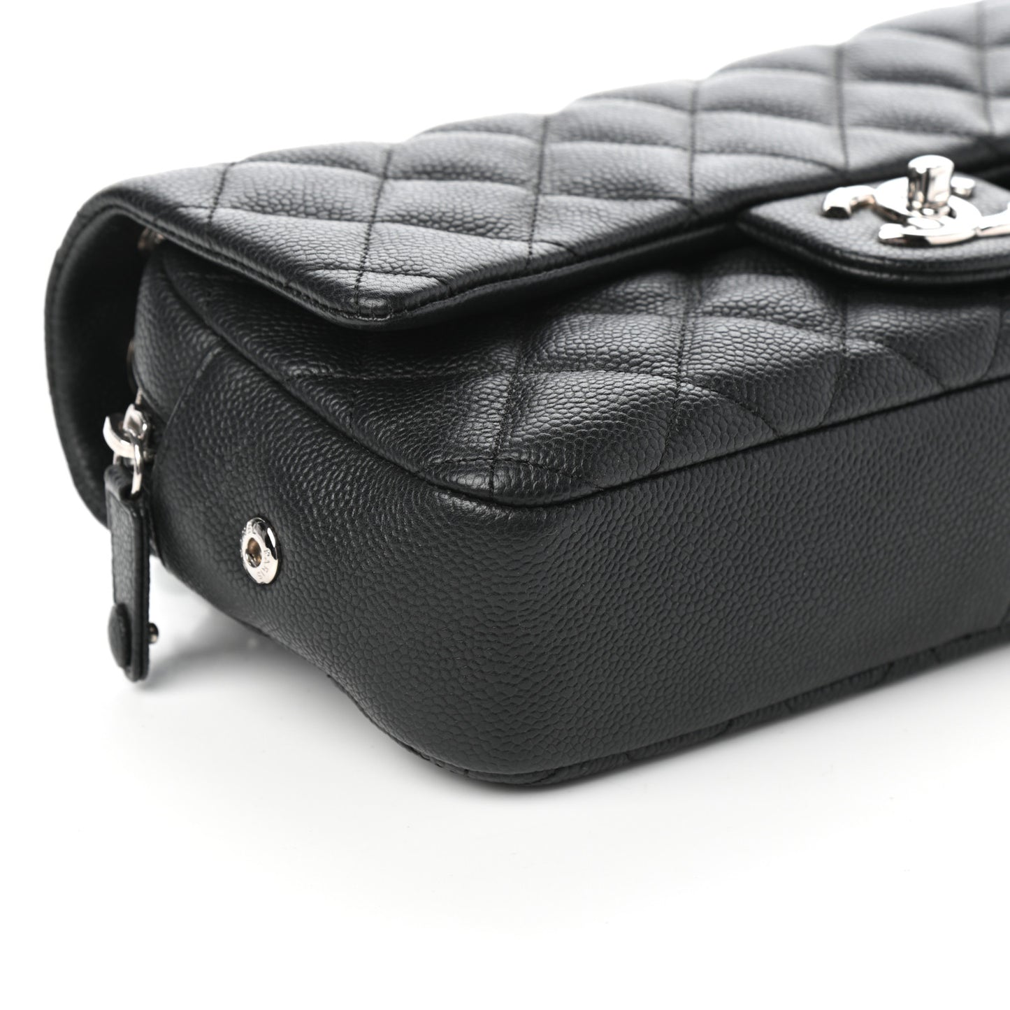 Caviar Quilted Medium Easy Flap Black