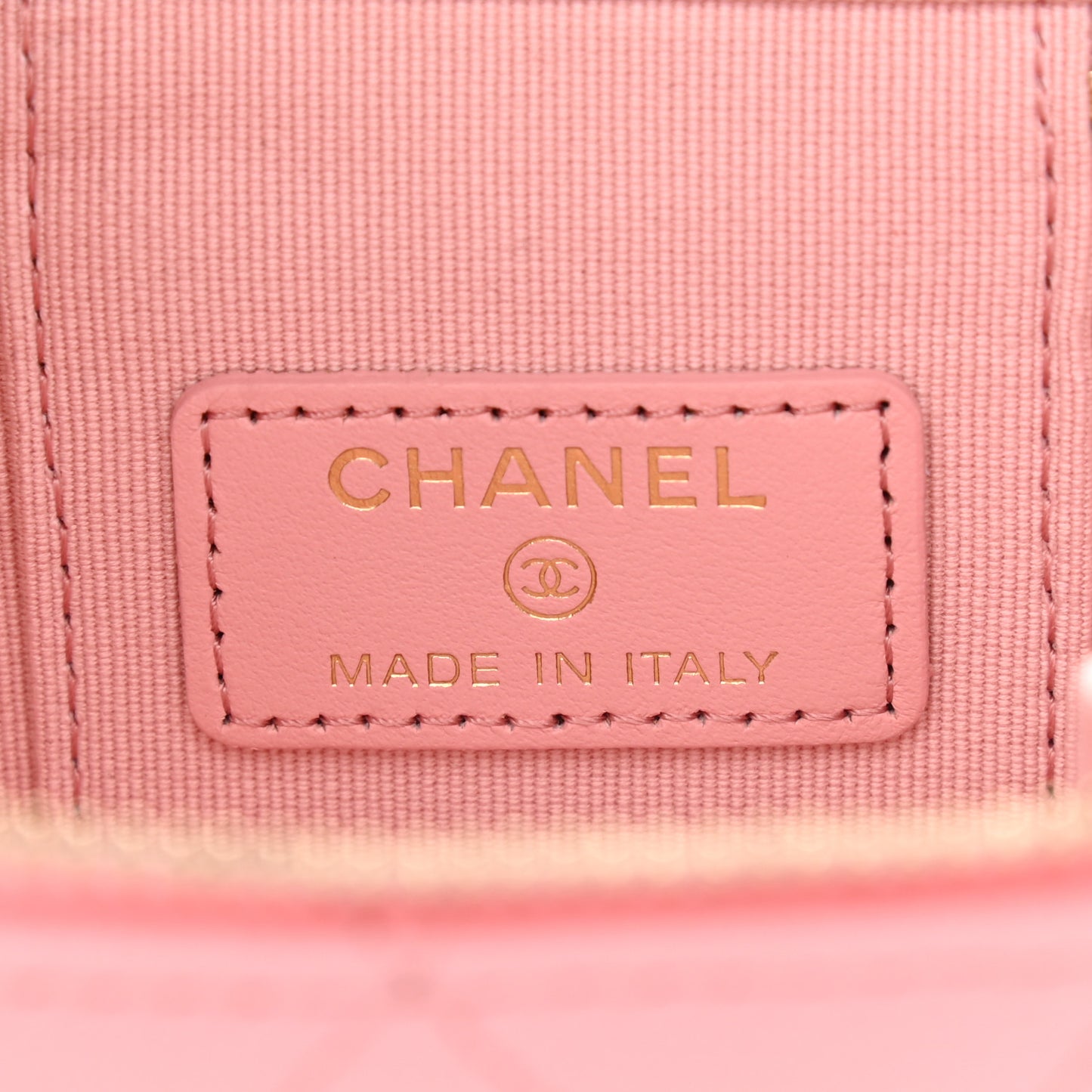 Caviar Quilted Mini Vanity Case With Chain Pink