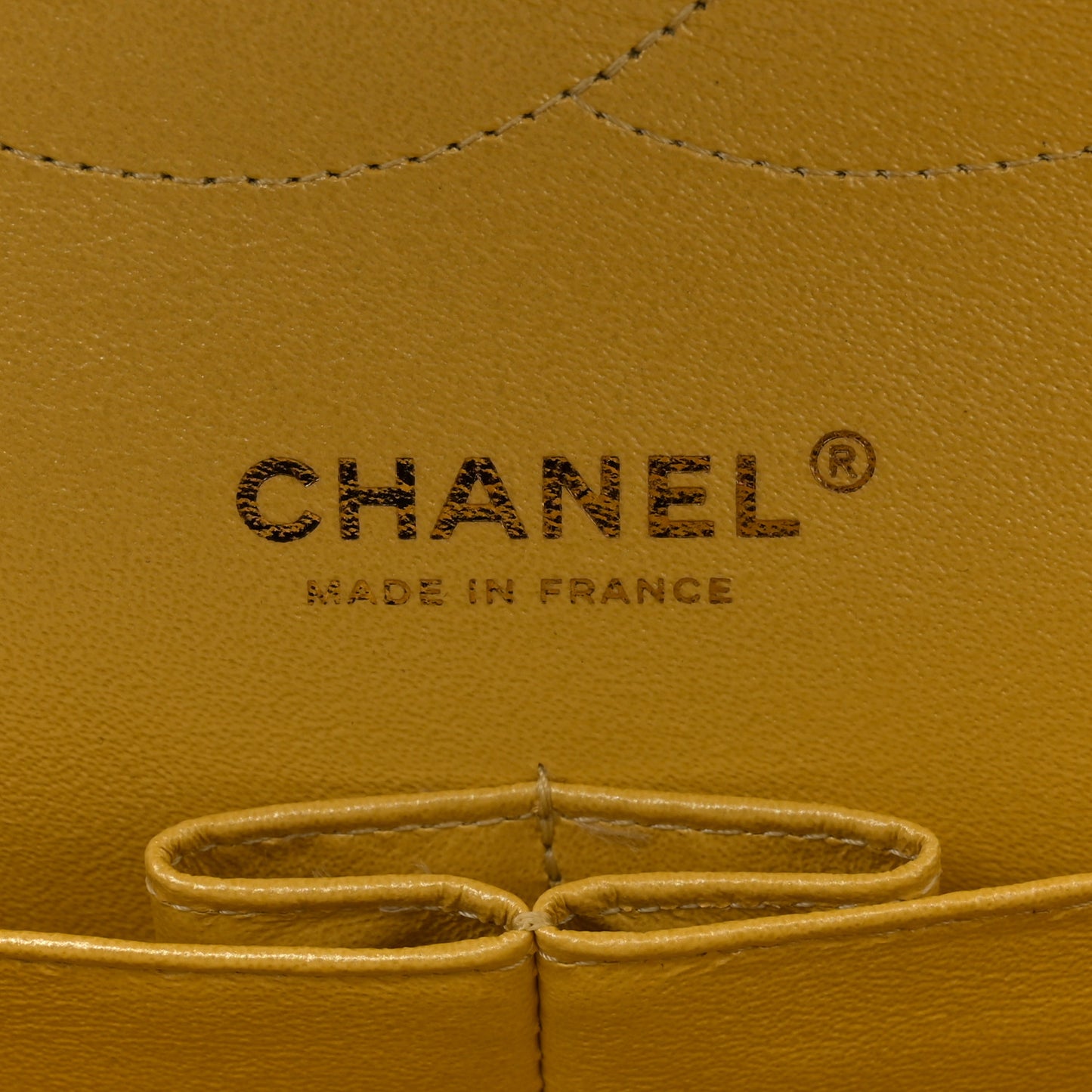 Iridescent Caviar Quilted Jumbo Double Flap Jaune Yellow
