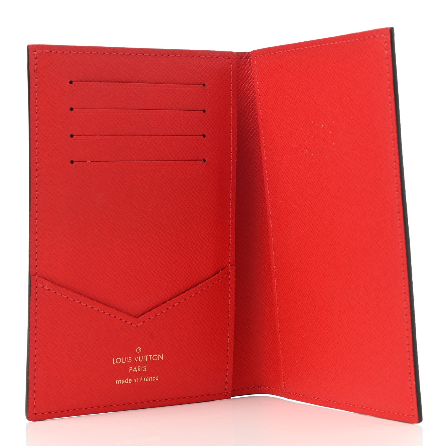 Monogram 2018 Christmas Animation Passport Cover