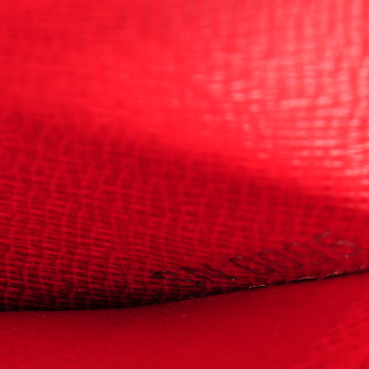Epi Zippy Organizer Wallet Rouge