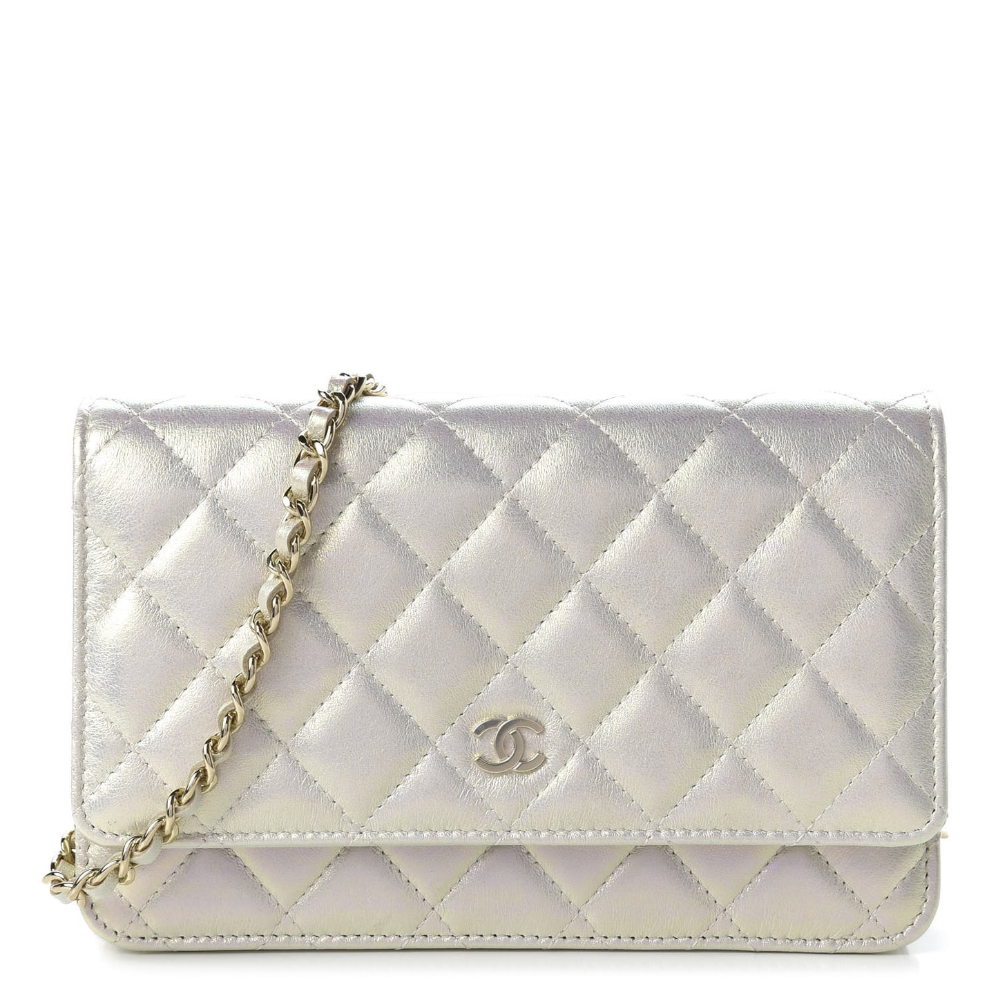 Iridescent Lambskin Quilted Wallet On Chain WOC Ivory
