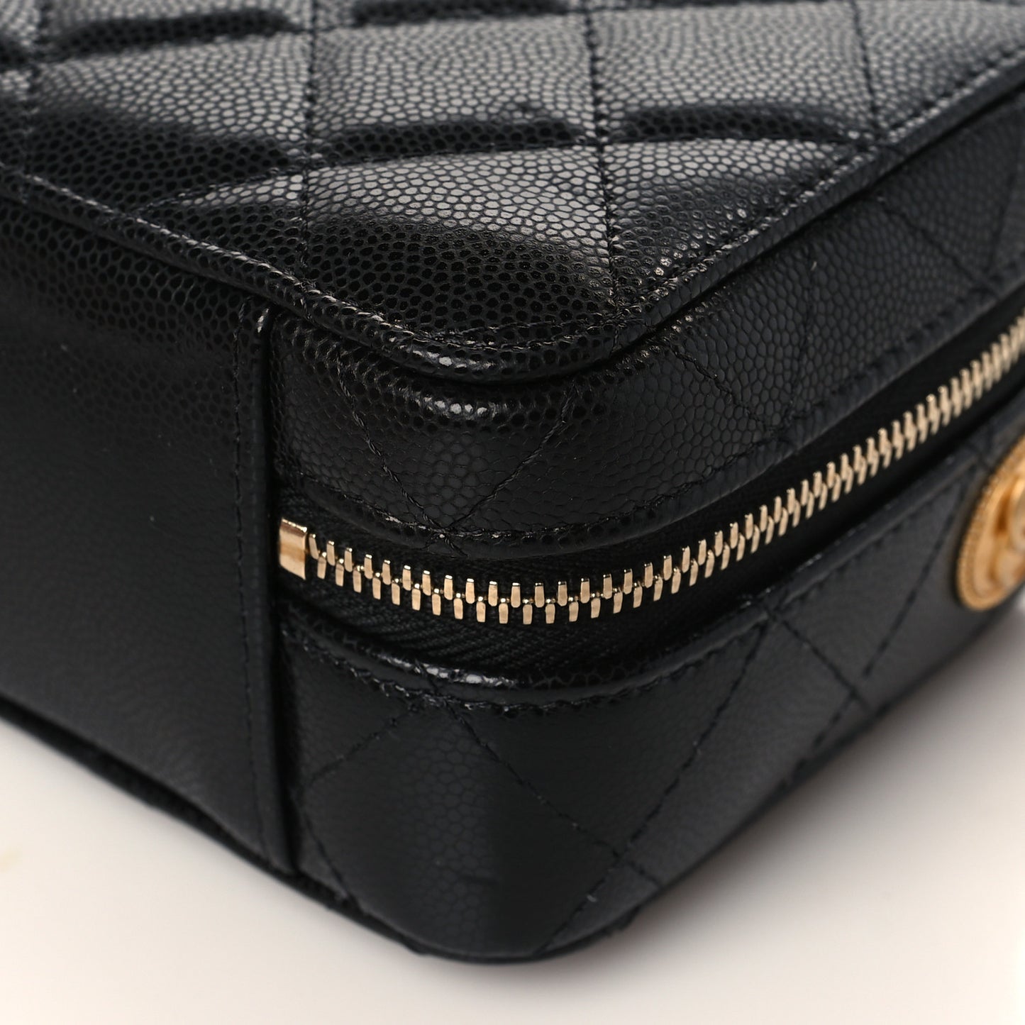 Caviar Quilted Twist Your Buttons Clutch With Chain Black