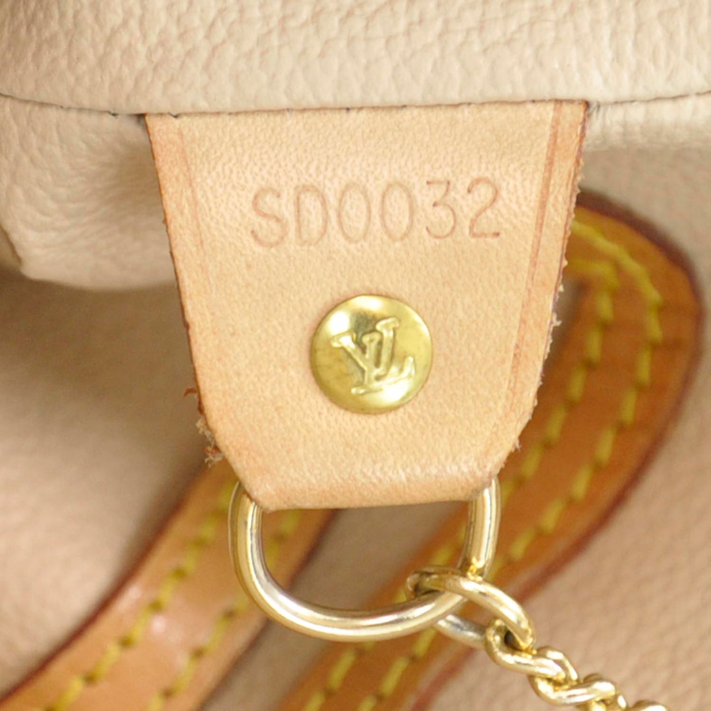 Monogram Petit Bucket 23