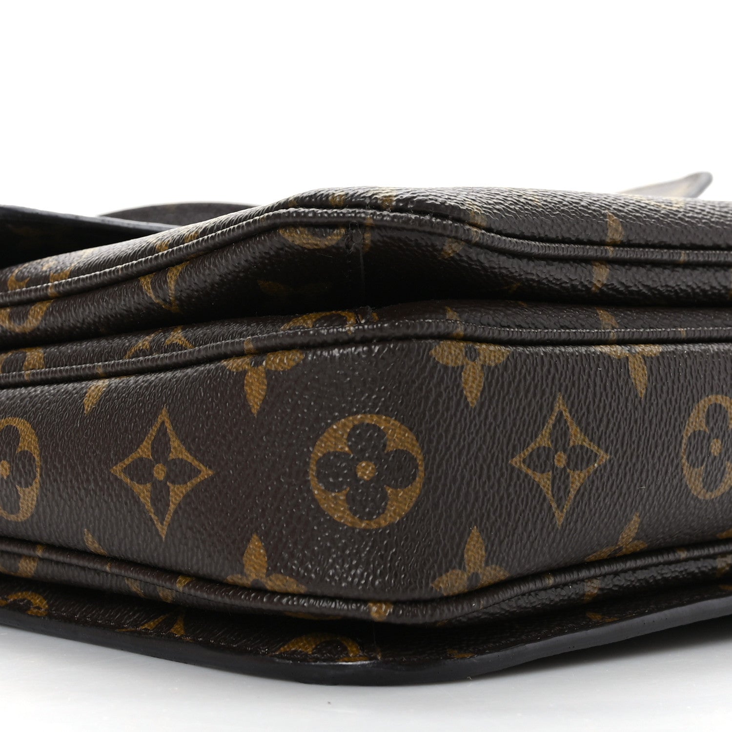 Louis Vuitton Monogram Pochette Metis 7 of 8