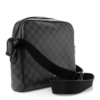 Louis Vuitton Damier Graphite Dayton Reporter PM 3 of 12