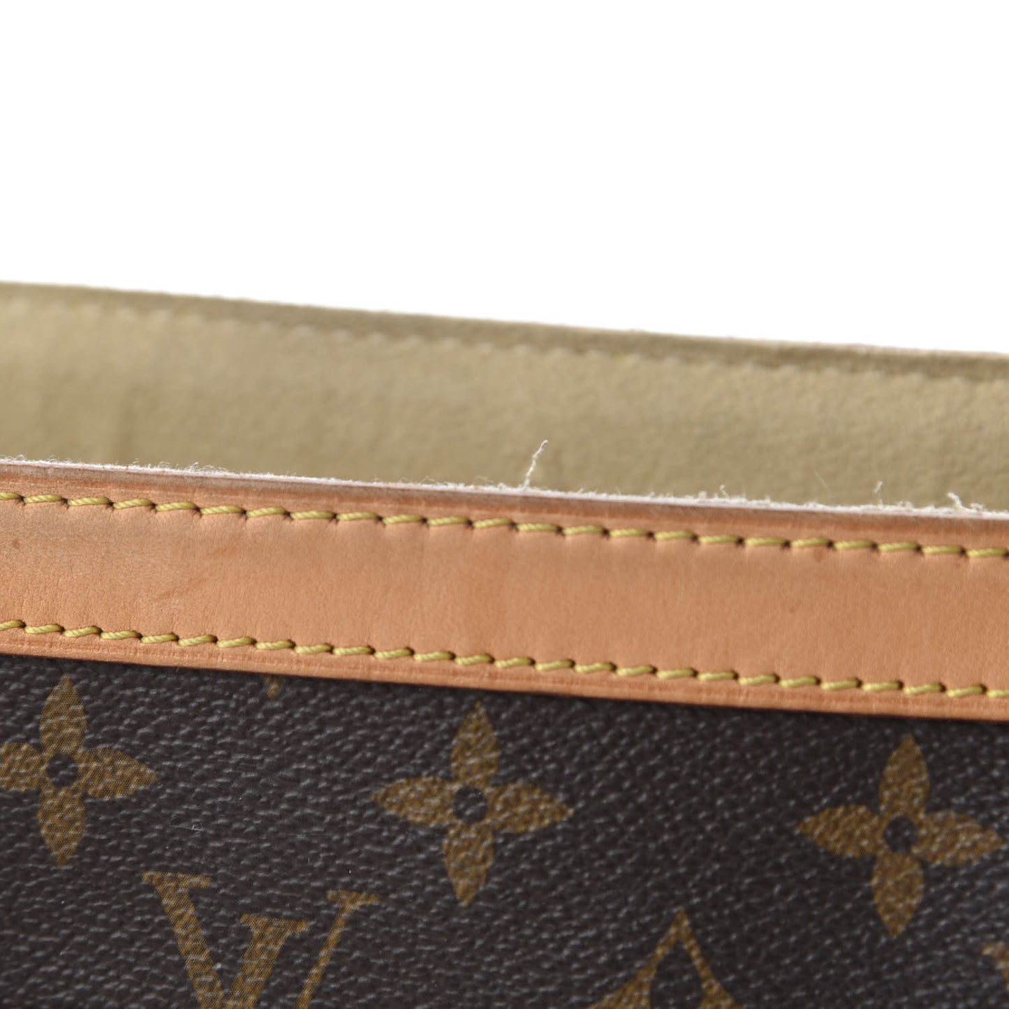 Monogram Beverly MM