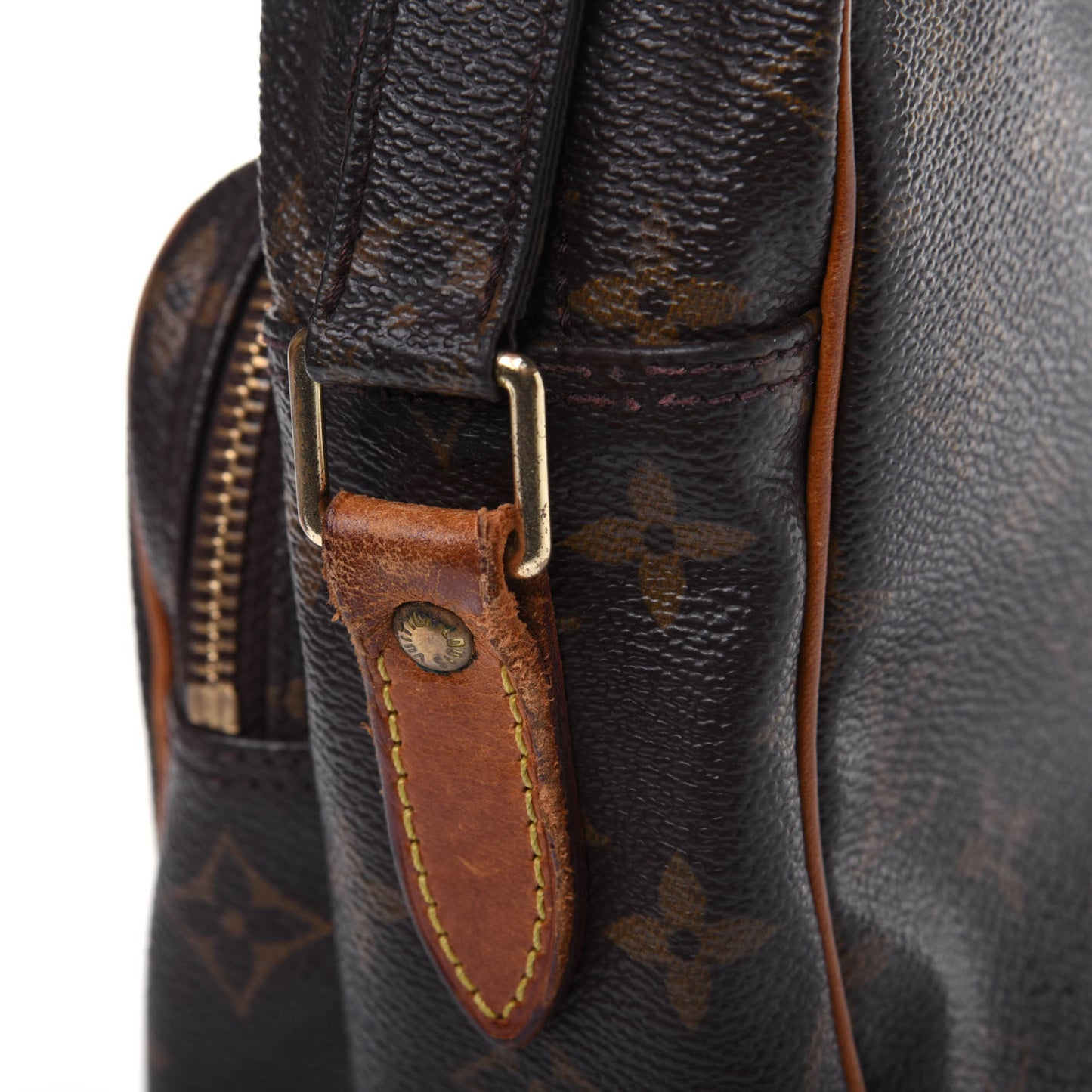 Monogram Nil 28
