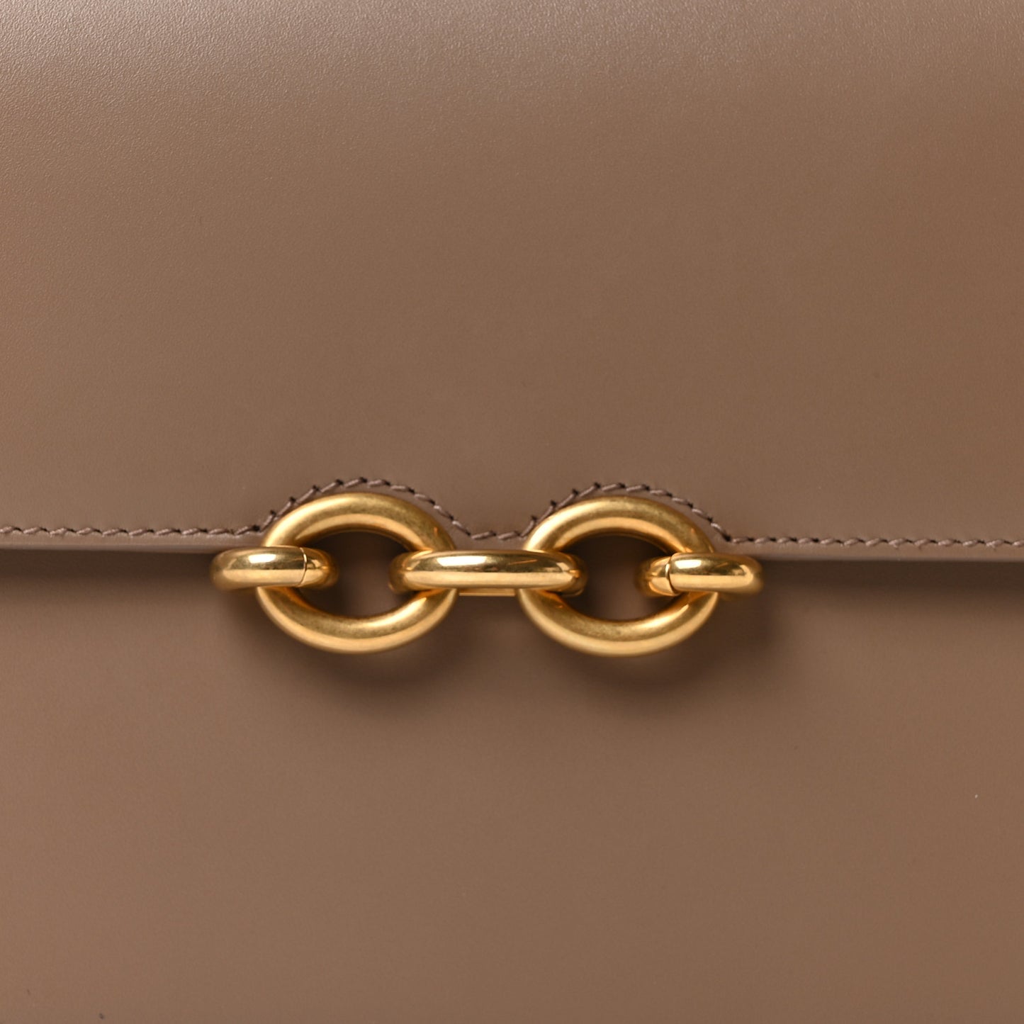 Smooth Calfskin Le Maillon Satchel Taupe
