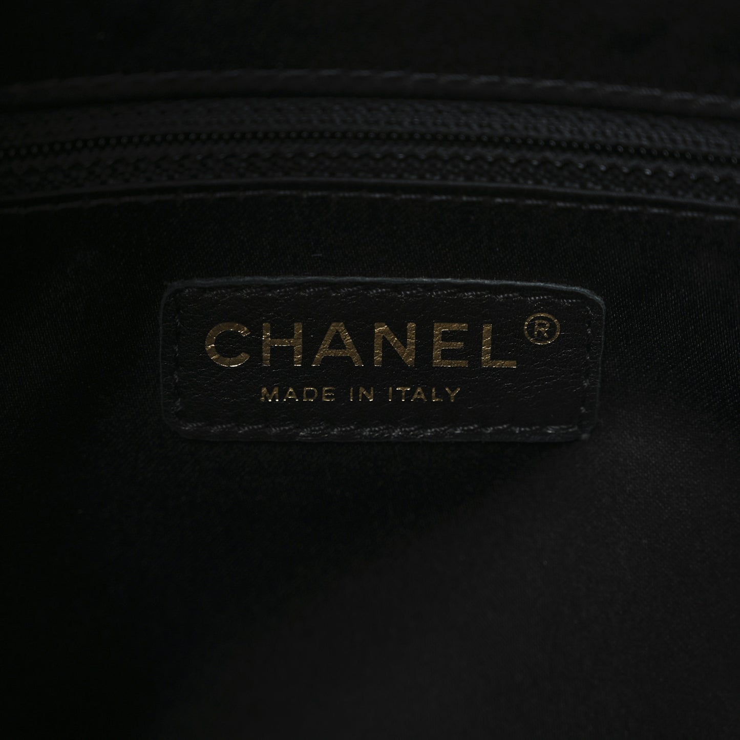 Caviar Quilted XL Grand Shopping Tote GST Black