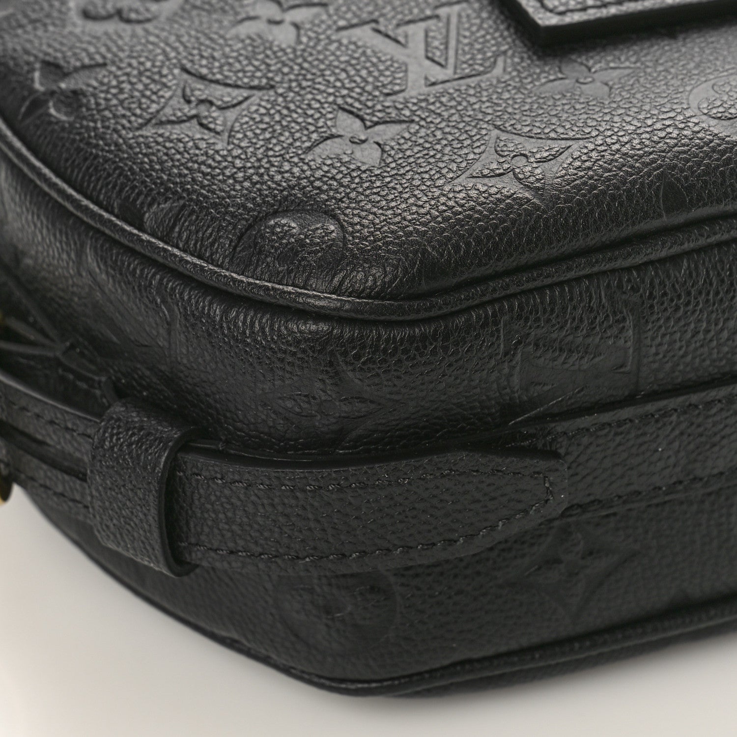 Louis Vuitton Empreinte Boite Chapeau Souple MM Black 6 of 7