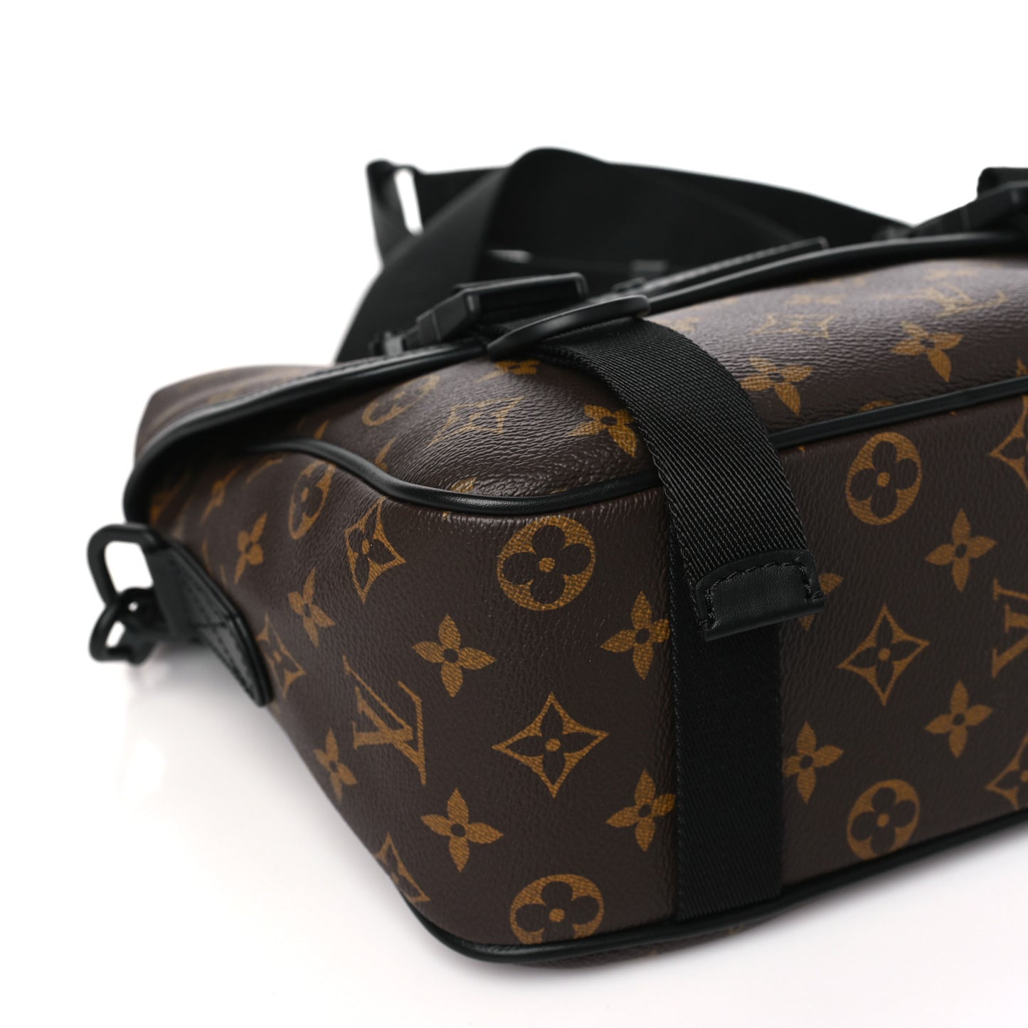 LOUIS VUITTON Monogram Macassar LV Trail Messenger