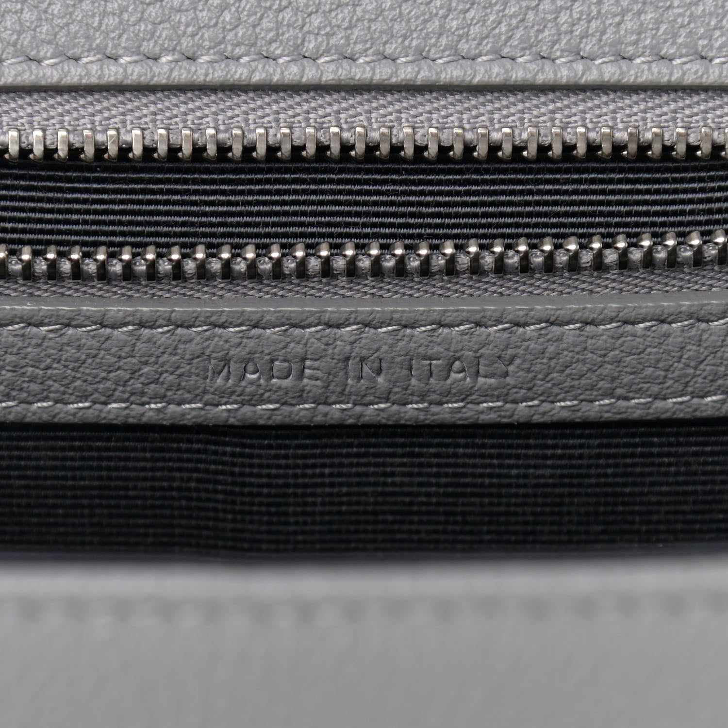 Christian Dior Grained Calfskin Medium Diorama Flap Bag Gris 7 of 10