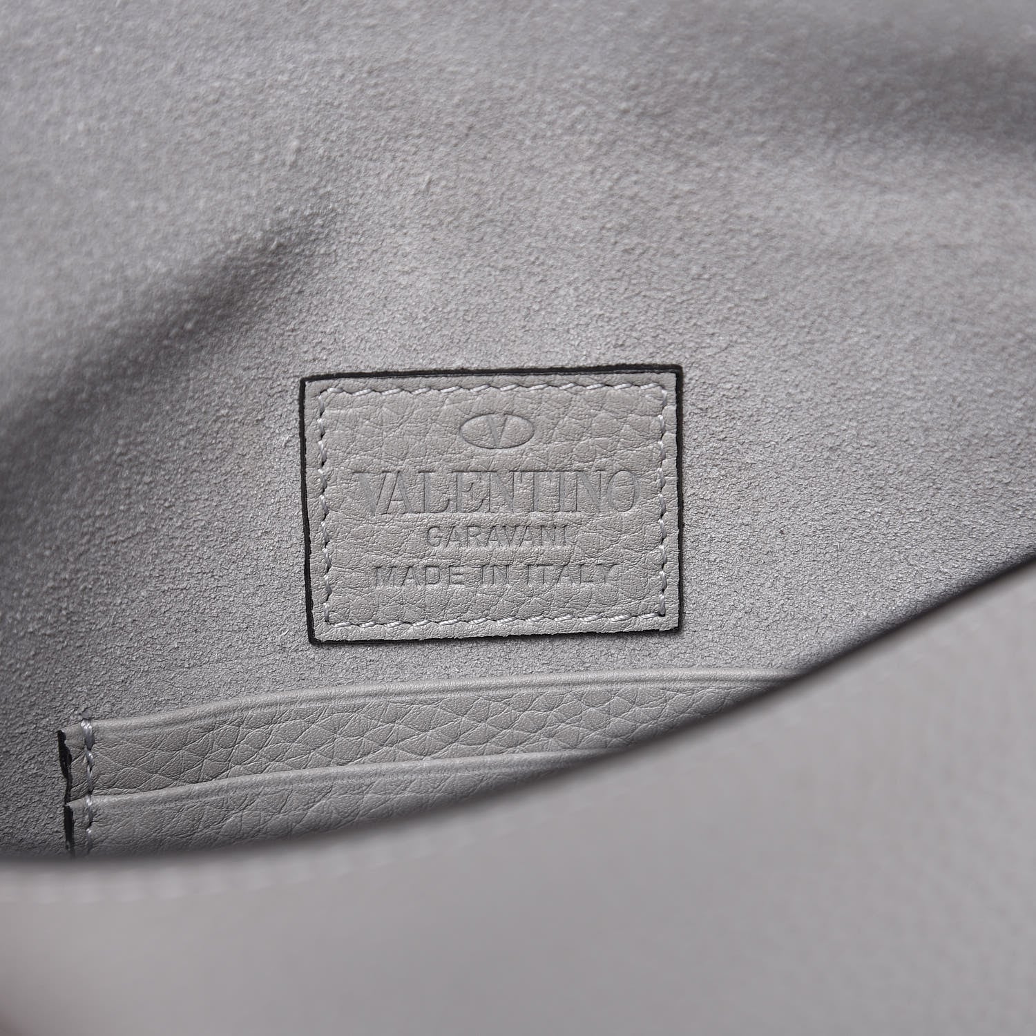Valentino Garavani Pebbled Calfskin Medium Rockstud Envelope Flat Wristlet Pouch Grey 6 of 8
