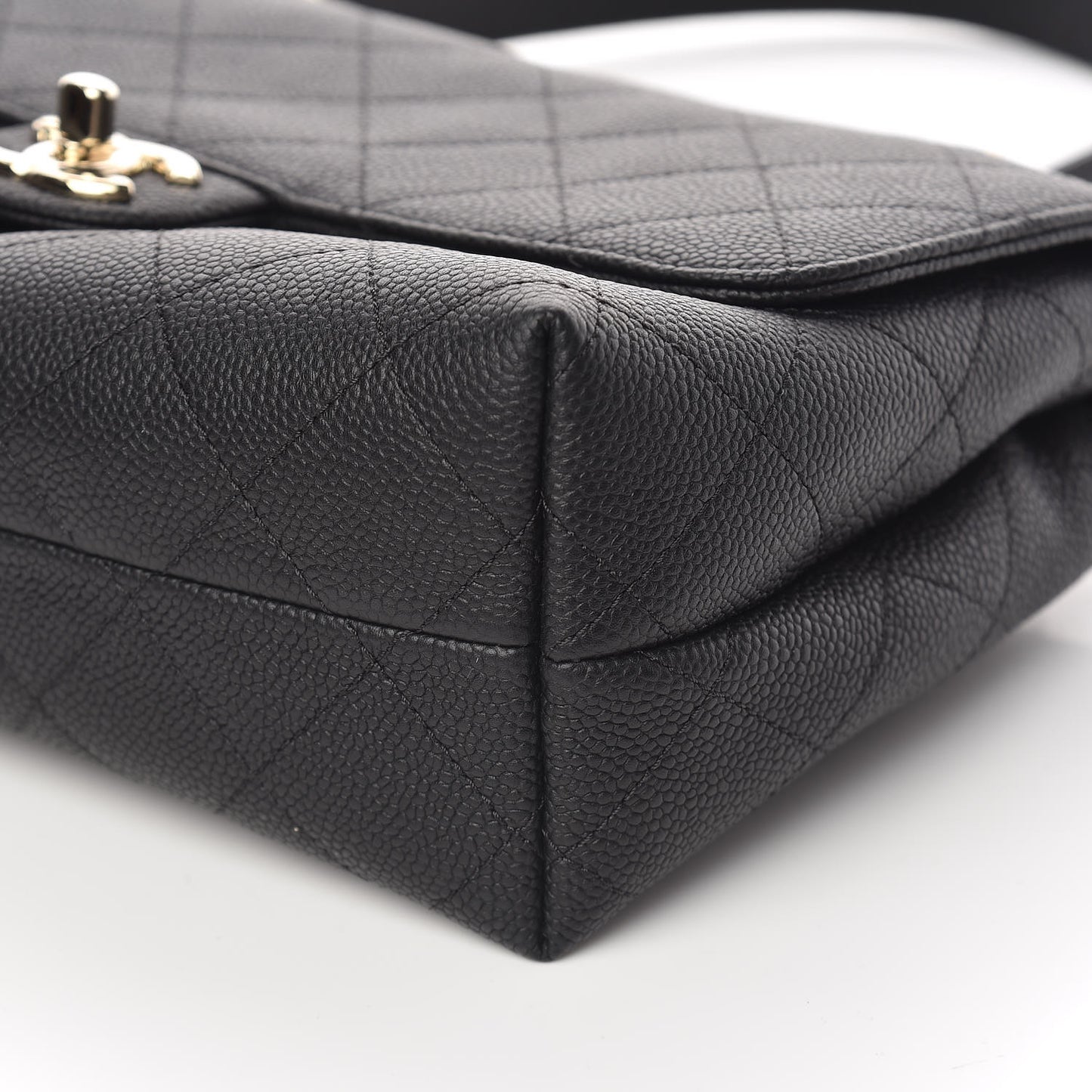 Caviar Quilted City Walk Flap Black