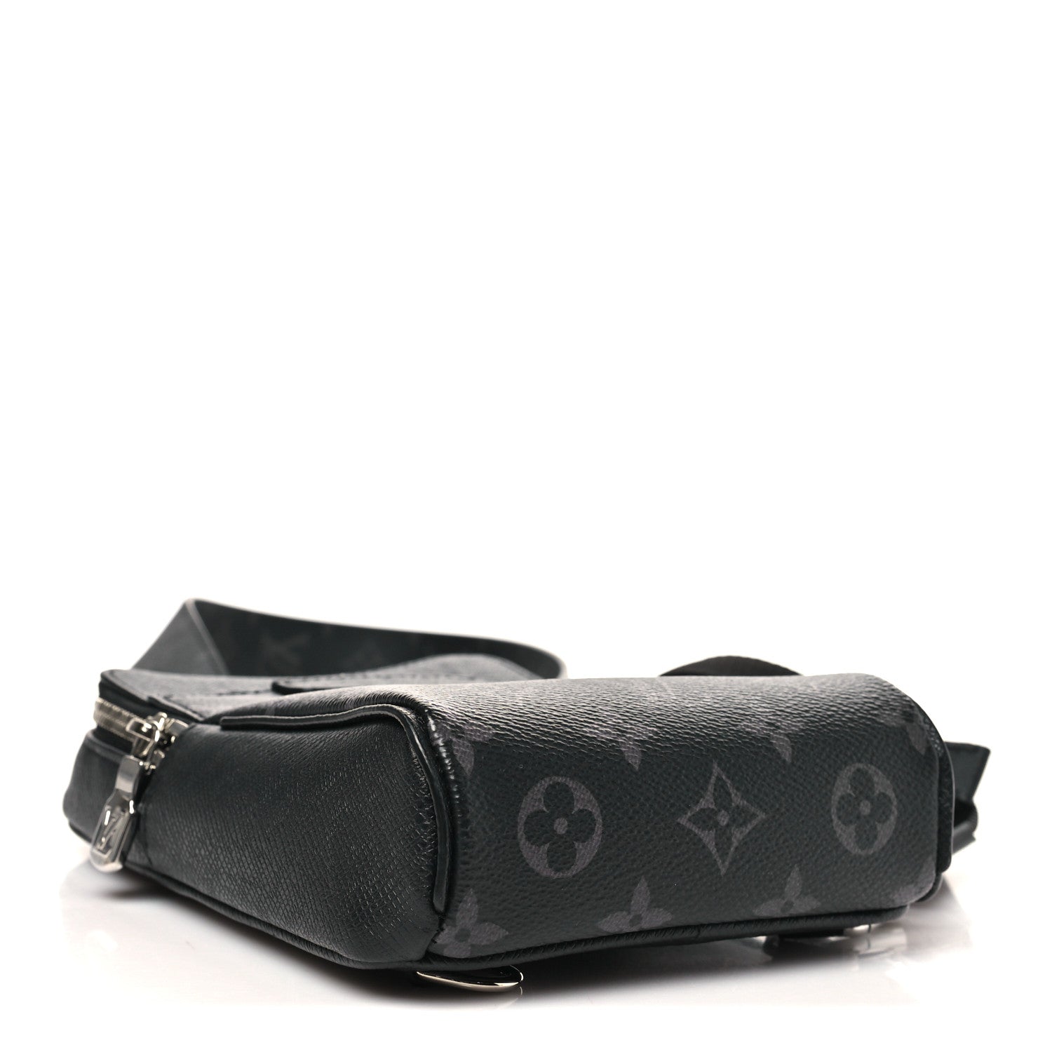 Louis Vuitton Taigarama Outdoor Slingbag Black 3 of 8