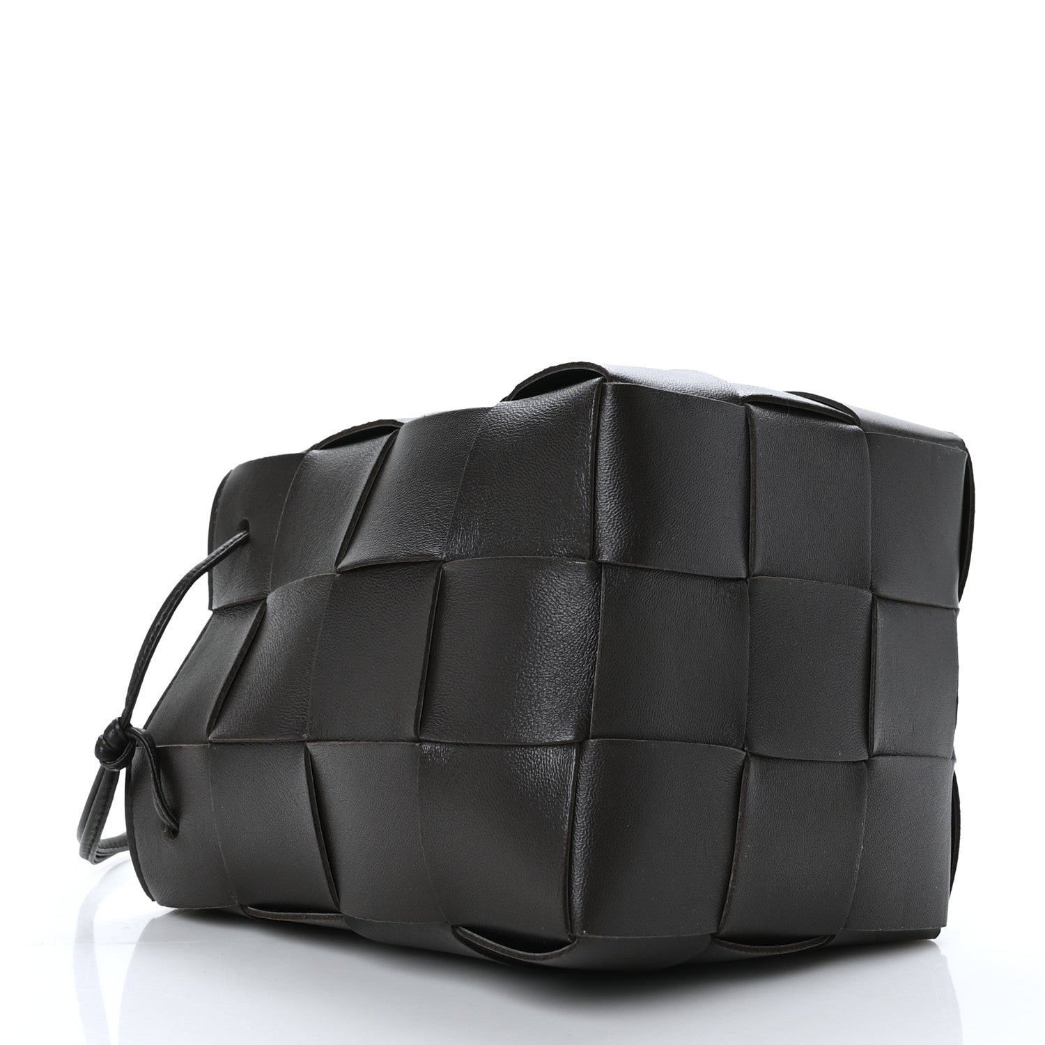 Bottega Veneta Nappa Maxi Intrecciato Cassette Bucket Bag Black 4 of 10