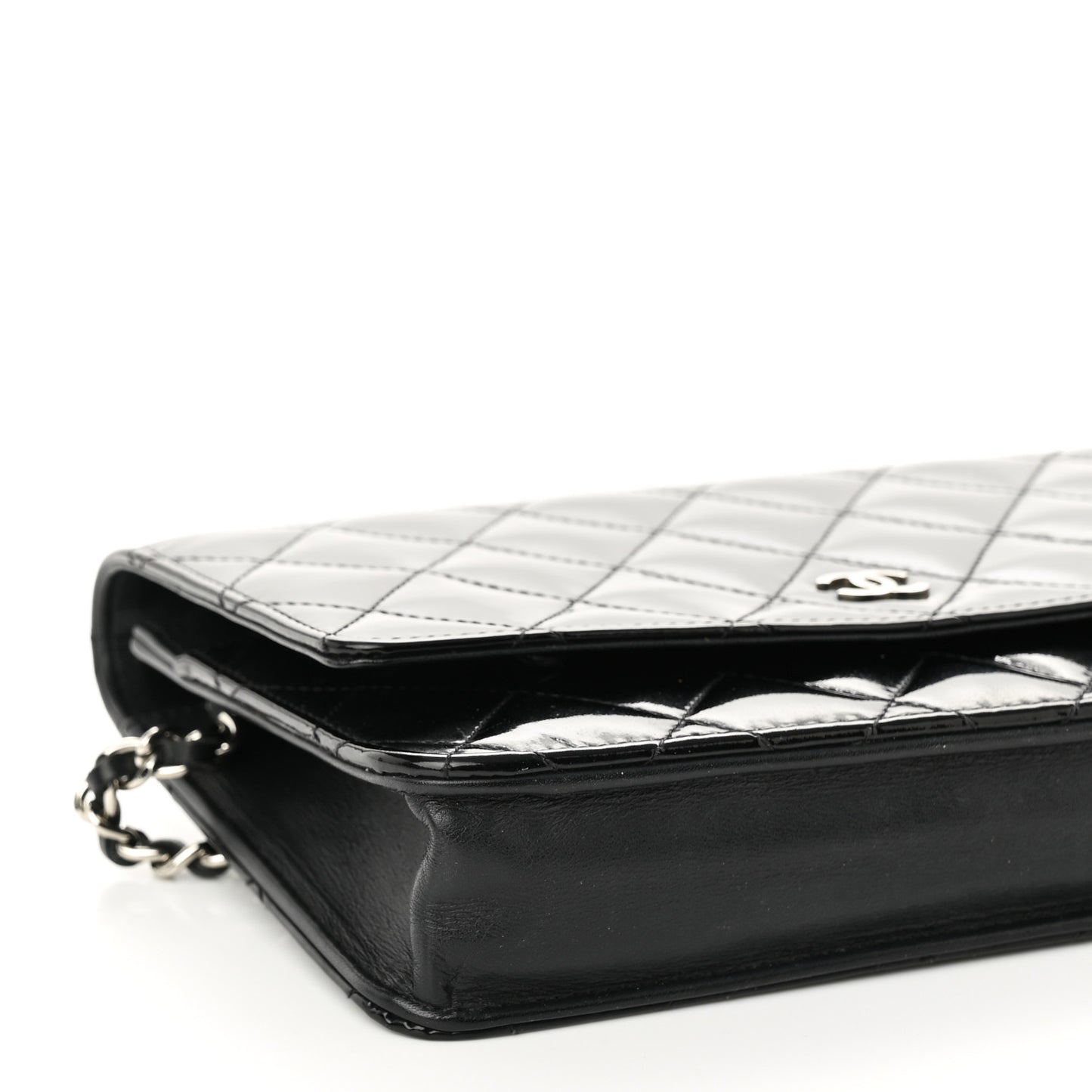 Patent Quilted Wallet On Chain WOC Black