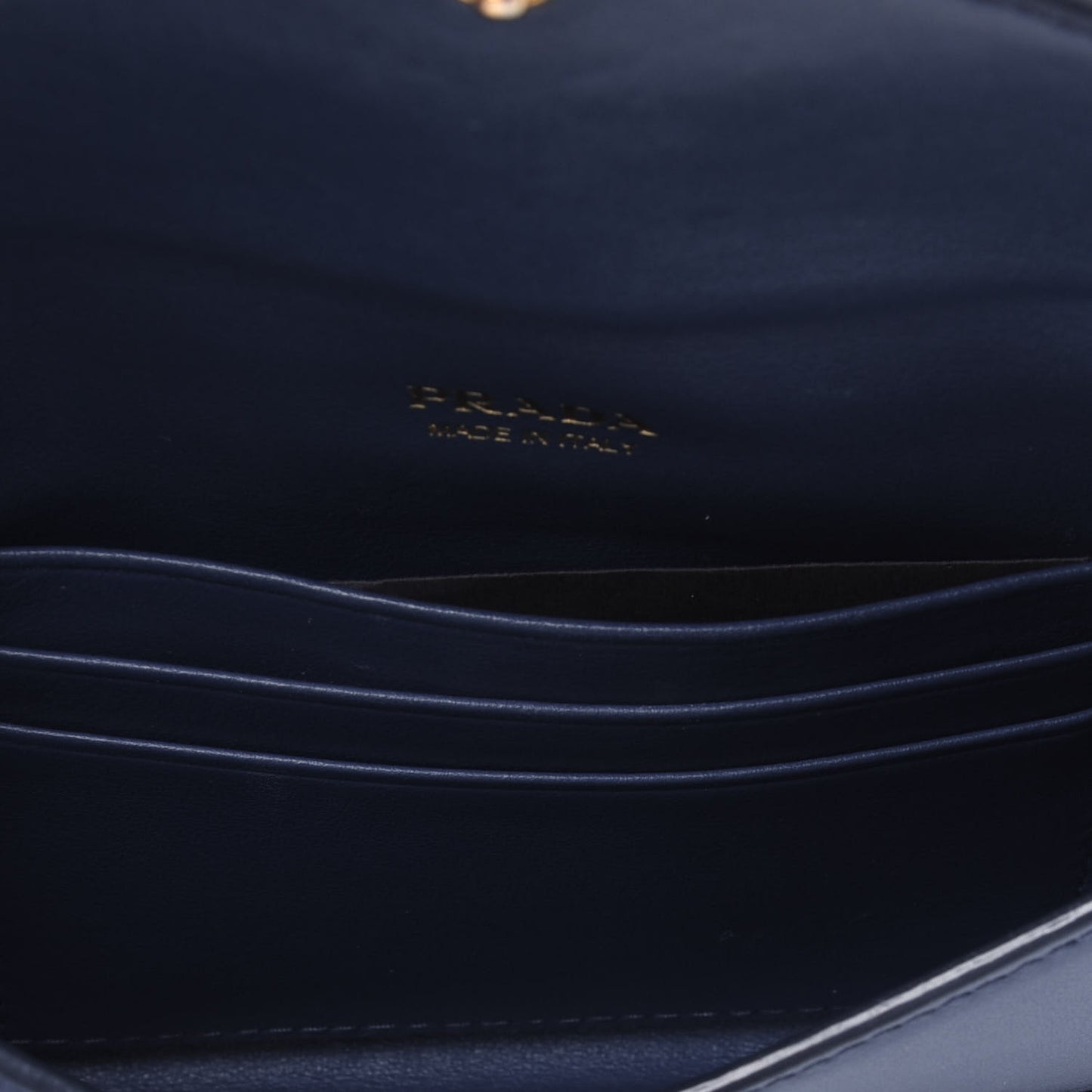 Saffiano City Calf Clutch With Chain Bluette