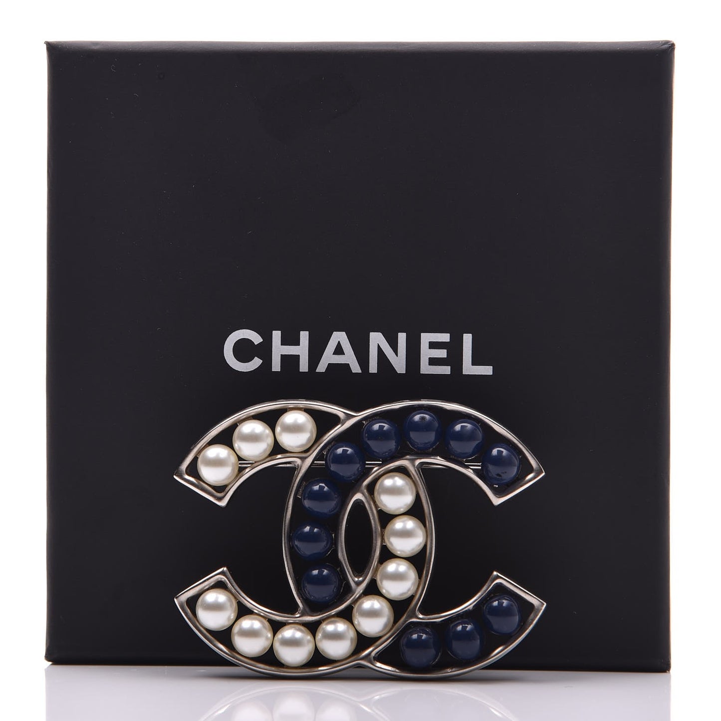 Pearl CC Brooch Blue Silver
