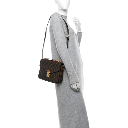 Louis Vuitton Monogram Pochette Metis 3 of 14