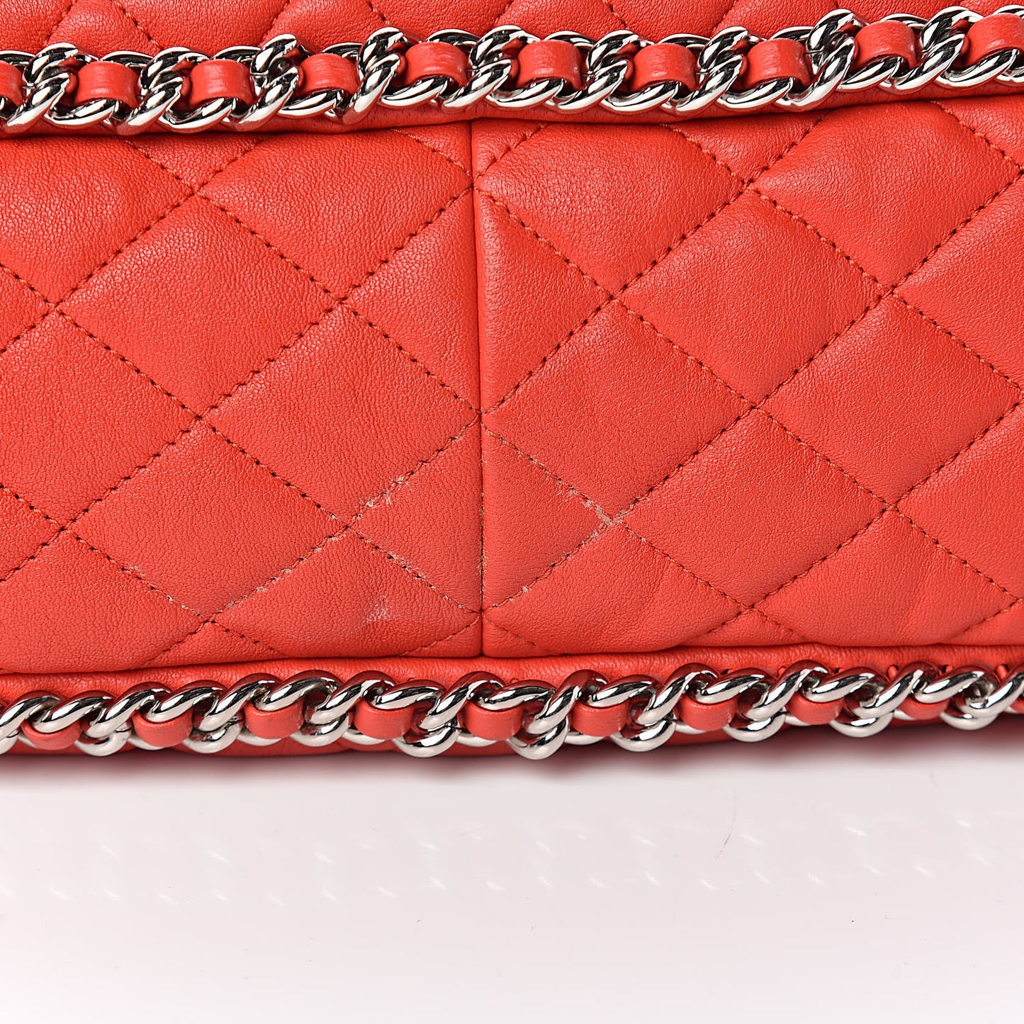 Washed Lambskin Quilted Maxi Chain Around Flap Red