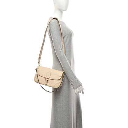 Louis Vuitton Empreinte Monogram Giant Diane Cream 2 of 9
