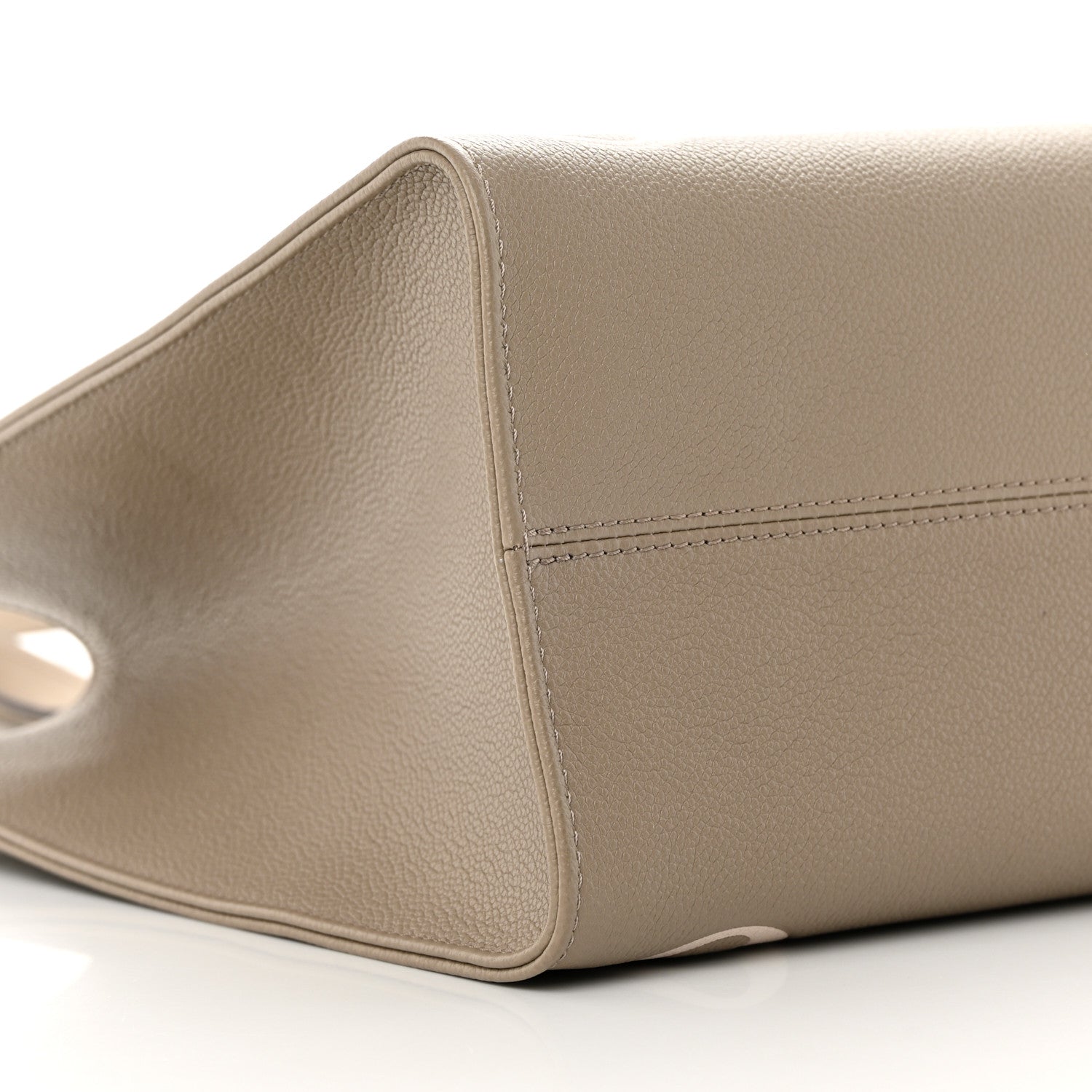 Louis Vuitton LOUIS VUITTON Empreinte Monogram Giant Onthego MM Tourterelle Creme 9 of 11
