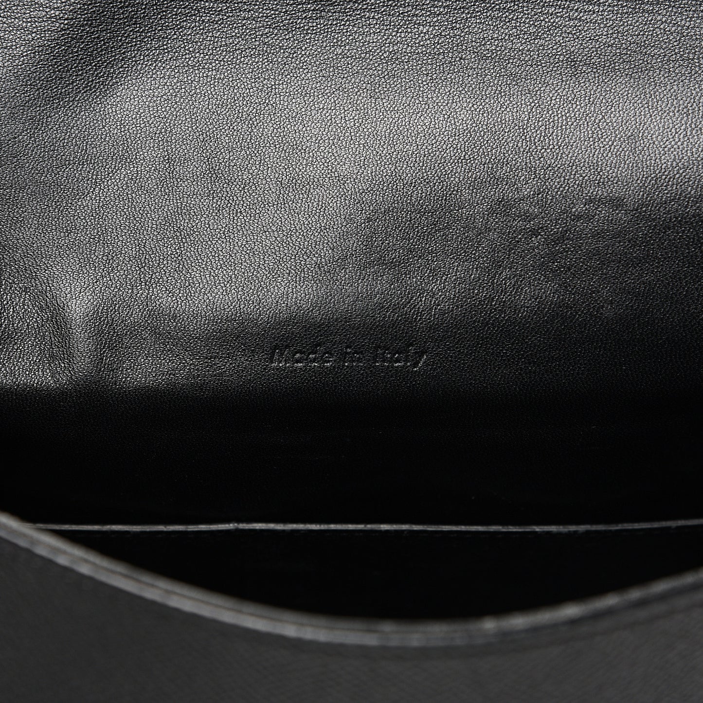 Grained Calfskin Medium Trotteur Black