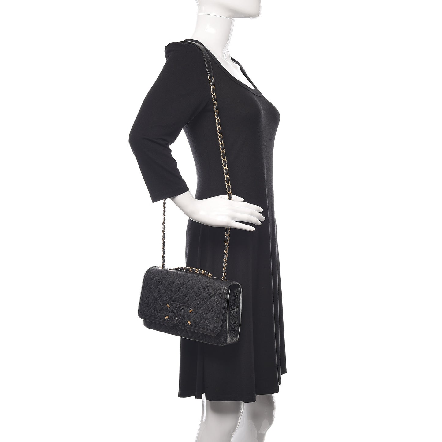 Caviar Quilted Medium CC Filigree Flap Black
