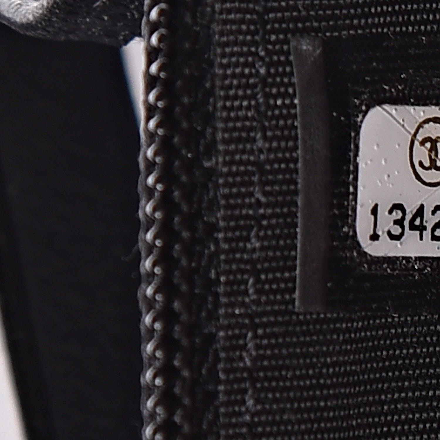 Chanel Caviar Sevruga Zip Around Wallet Black 8 of 9