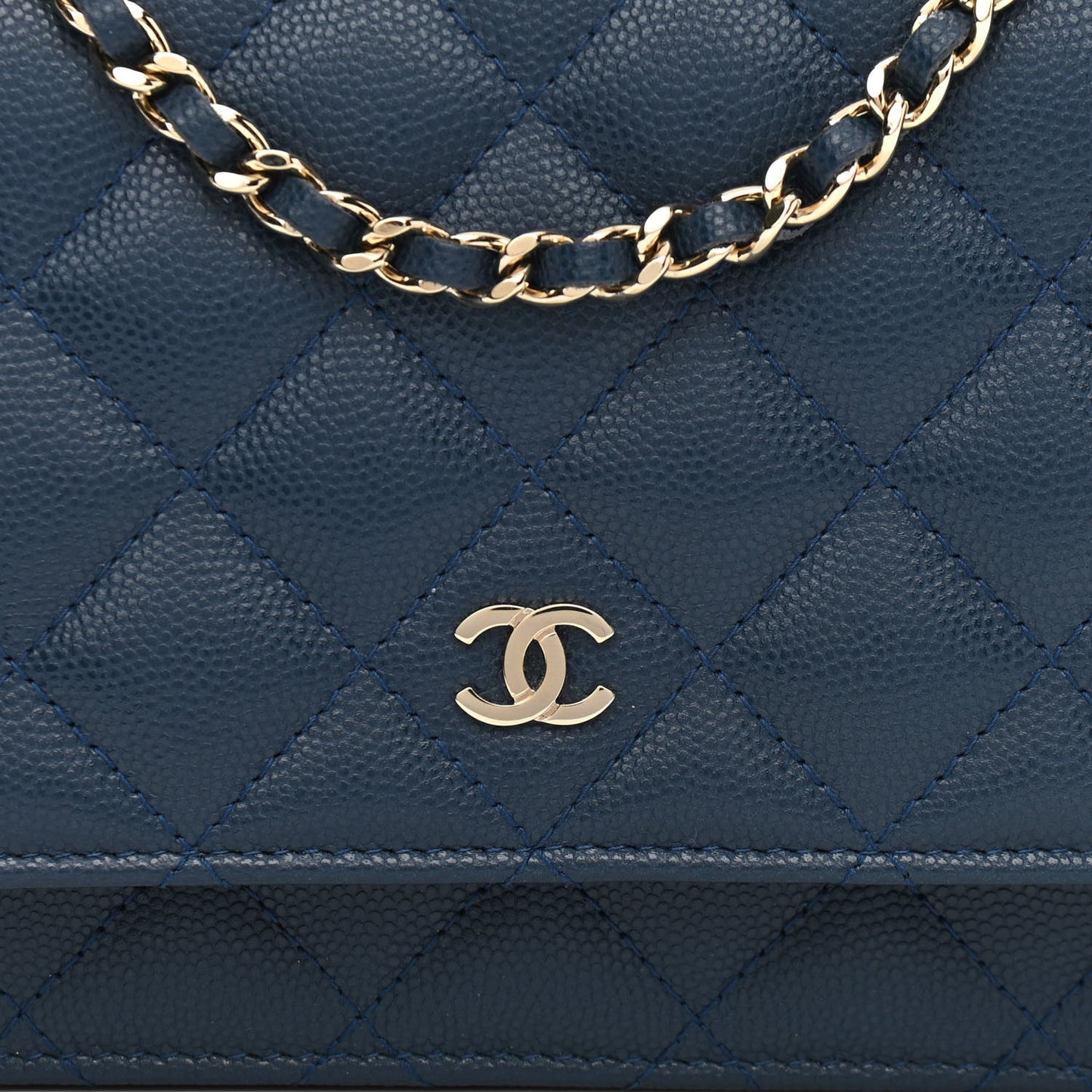 Caviar Quilted Wallet On Chain WOC Blue