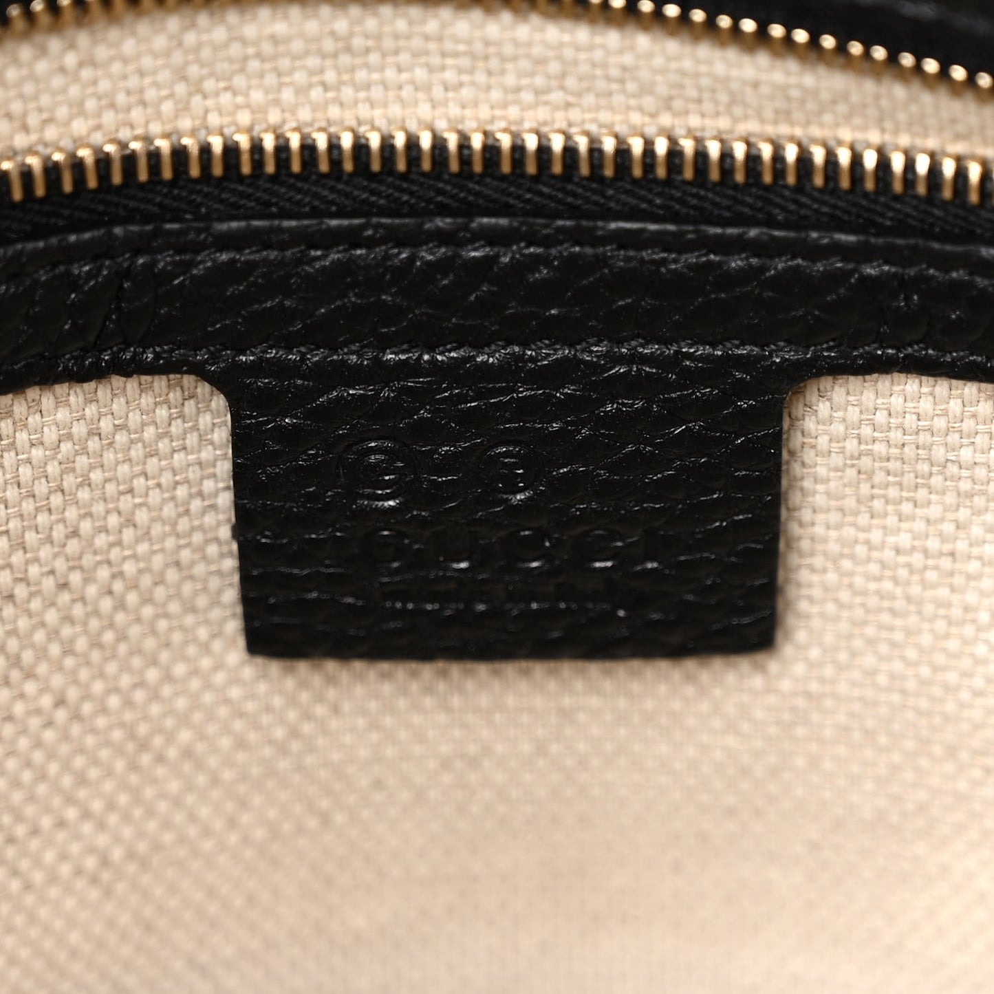 Pebbled Calfskin Large Soho Hobo Black