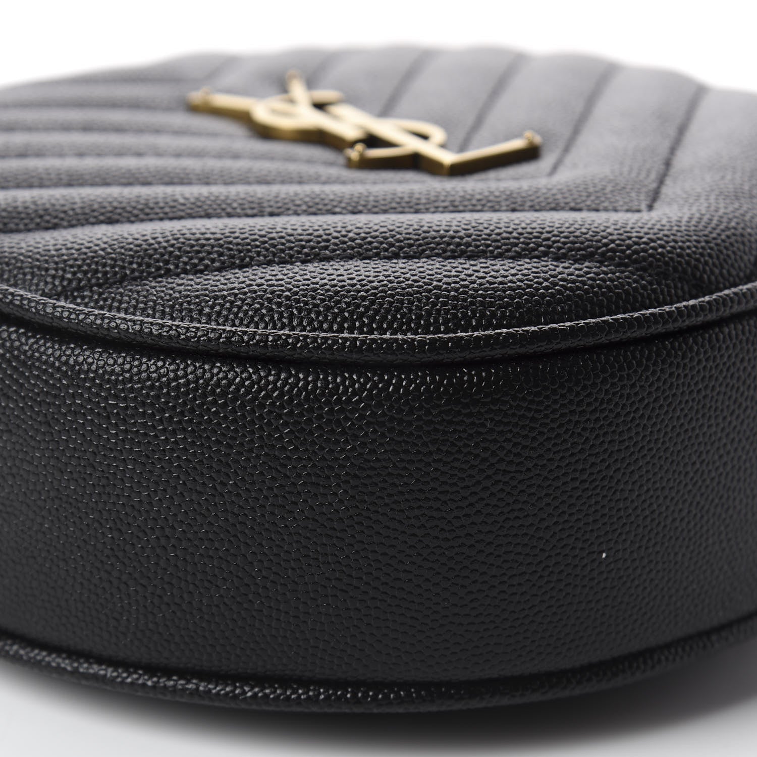 Saint Laurent Grain De Poudre Matelasse Chevron Quilted Round Vinyle Camera Bag Black 5 of 9