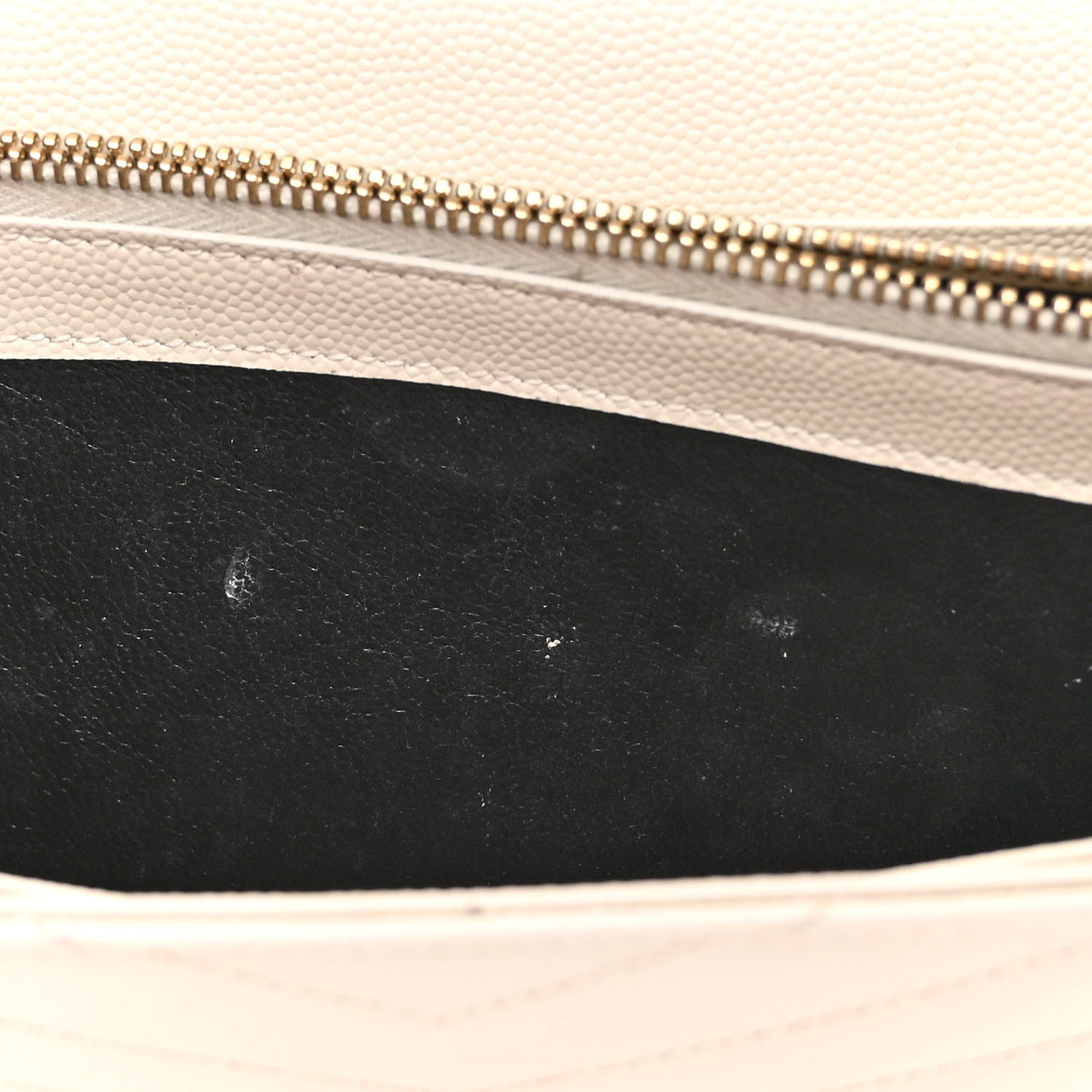 Saint Laurent Grain De Poudre Matelasse Chevron Monogram Chain Wallet Crema Soft 10 of 12