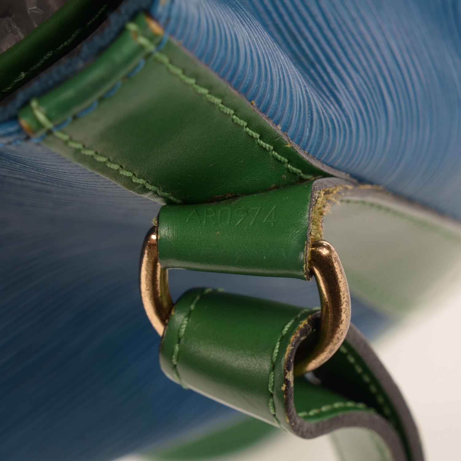 Louis Vuitton Epi Noe Borneo Toledo 7 of 9