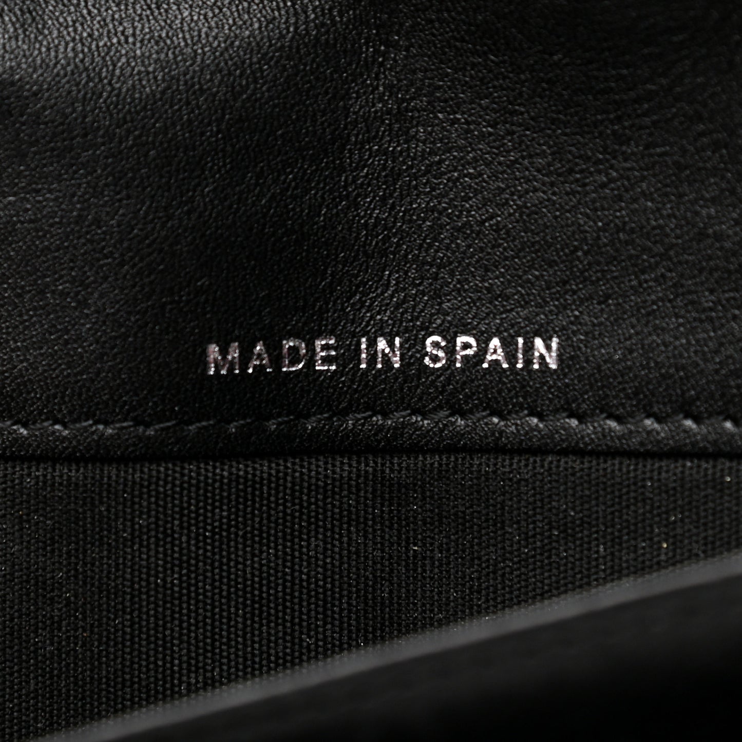 Caviar Timeless CC Yen Wallet Black