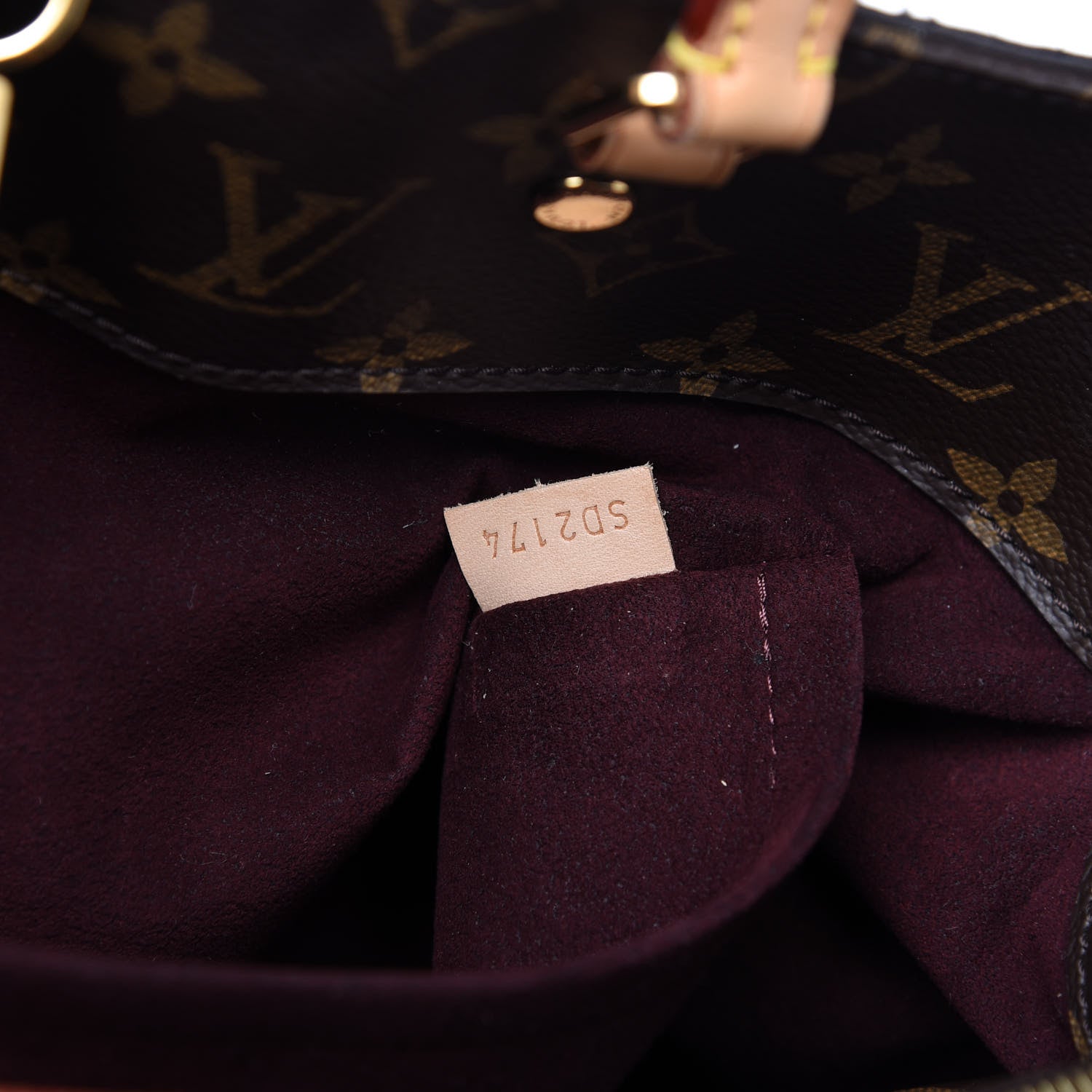 Louis Vuitton Monogram Montaigne GM 9 of 10