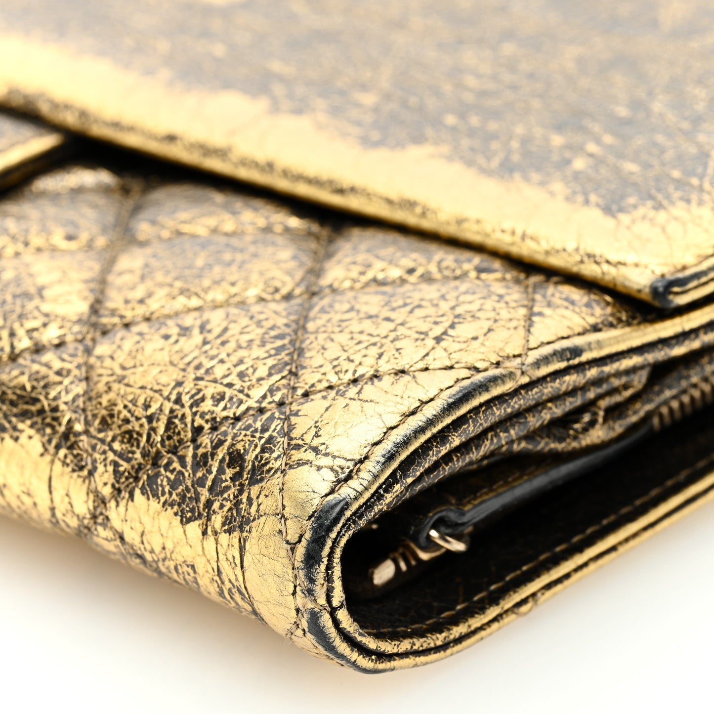 Cracked Metallic Calfskin Quilted Zip Away Chain Clutch Gold