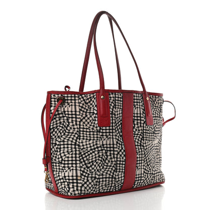 MCM Visetos Medium Liz Reversible Shopper Tote Ruby Red 17 of 21