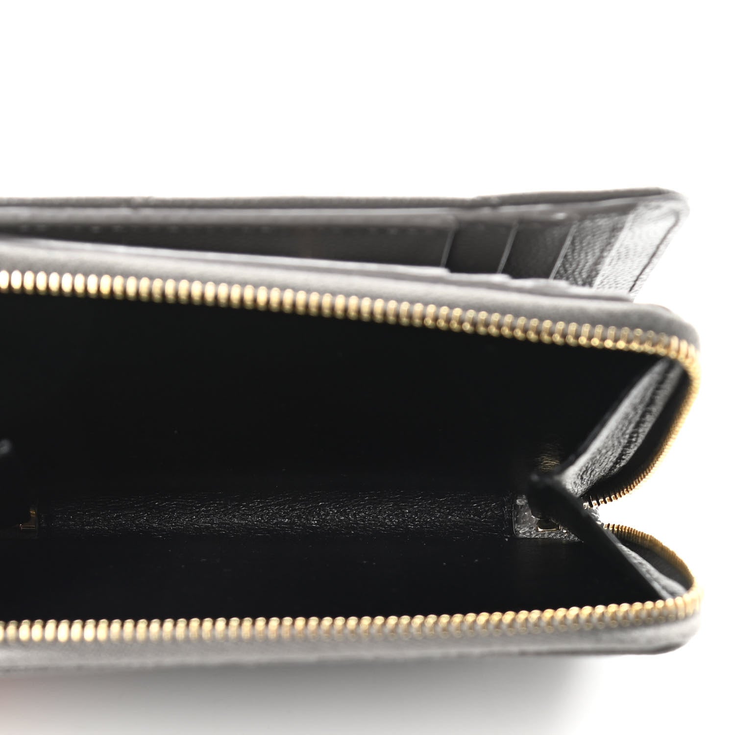 Saint Laurent Grain De Poudre Matelasse Chevron Monogram Compact Zip Around Wallet Fog 5 of 12
