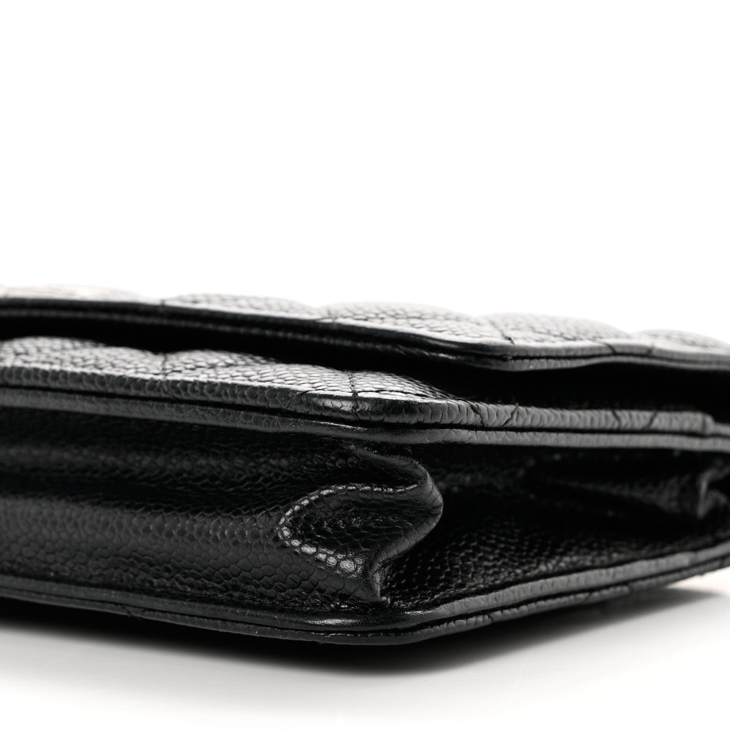 Caviar Quilted Wallet on Chain WOC Black