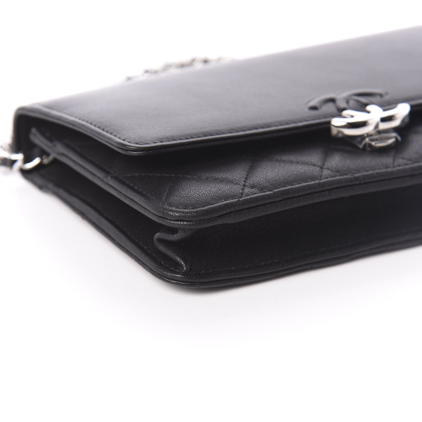 Grained Calfskin Quilted Urban Champion Wallet On Chain WOC Black